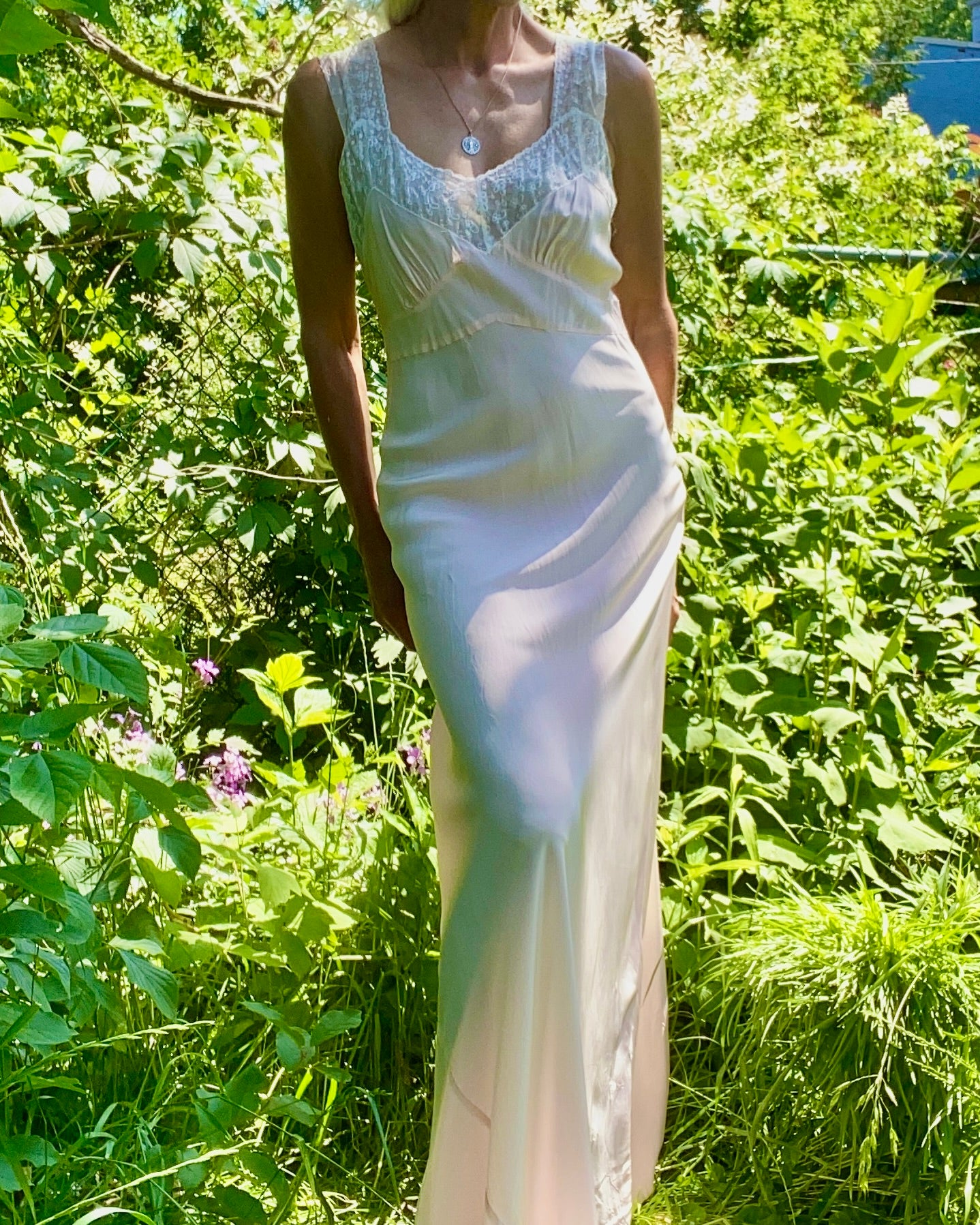 VINTAGE 1930s 1940s Long Bias Cut Rayon Blush Slip Dress with Lace Size ML