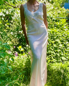 VINTAGE 1930s 1940s Long Bias Cut Rayon Blush Slip Dress with Lace Size ML
