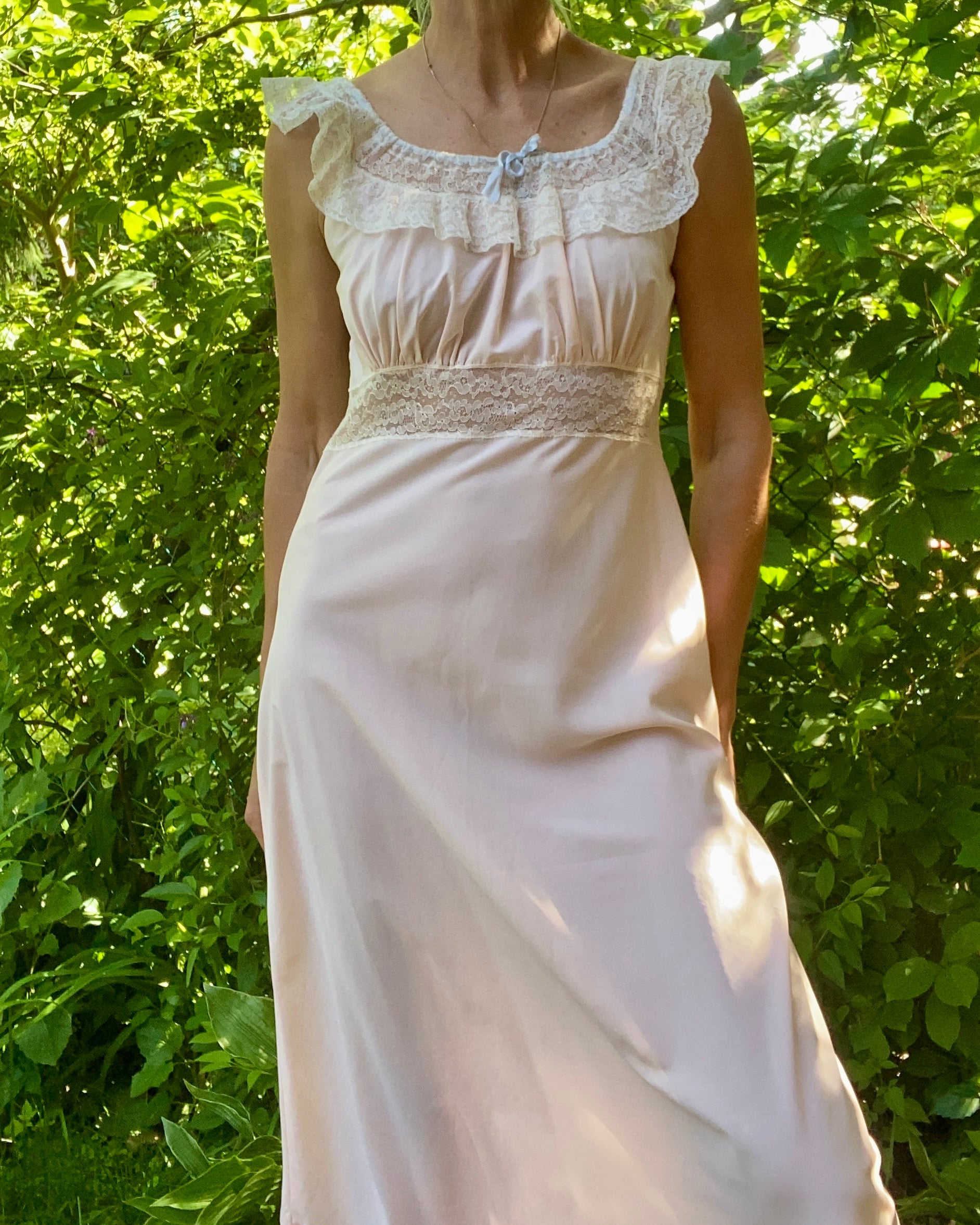 VINTAGE 1930s 1940s RADCLIFFE Bias Cut Blush Slip Dress Nightgown with Lace Size M