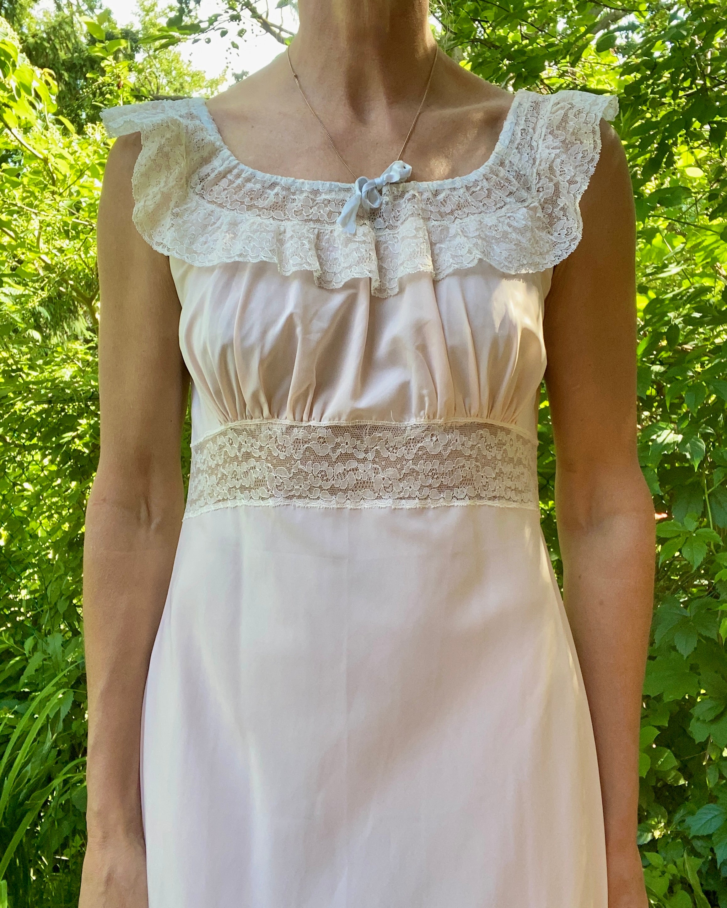 VINTAGE 1930s 1940s RADCLIFFE Bias Cut Blush Slip Dress Nightgown with Lace Size M