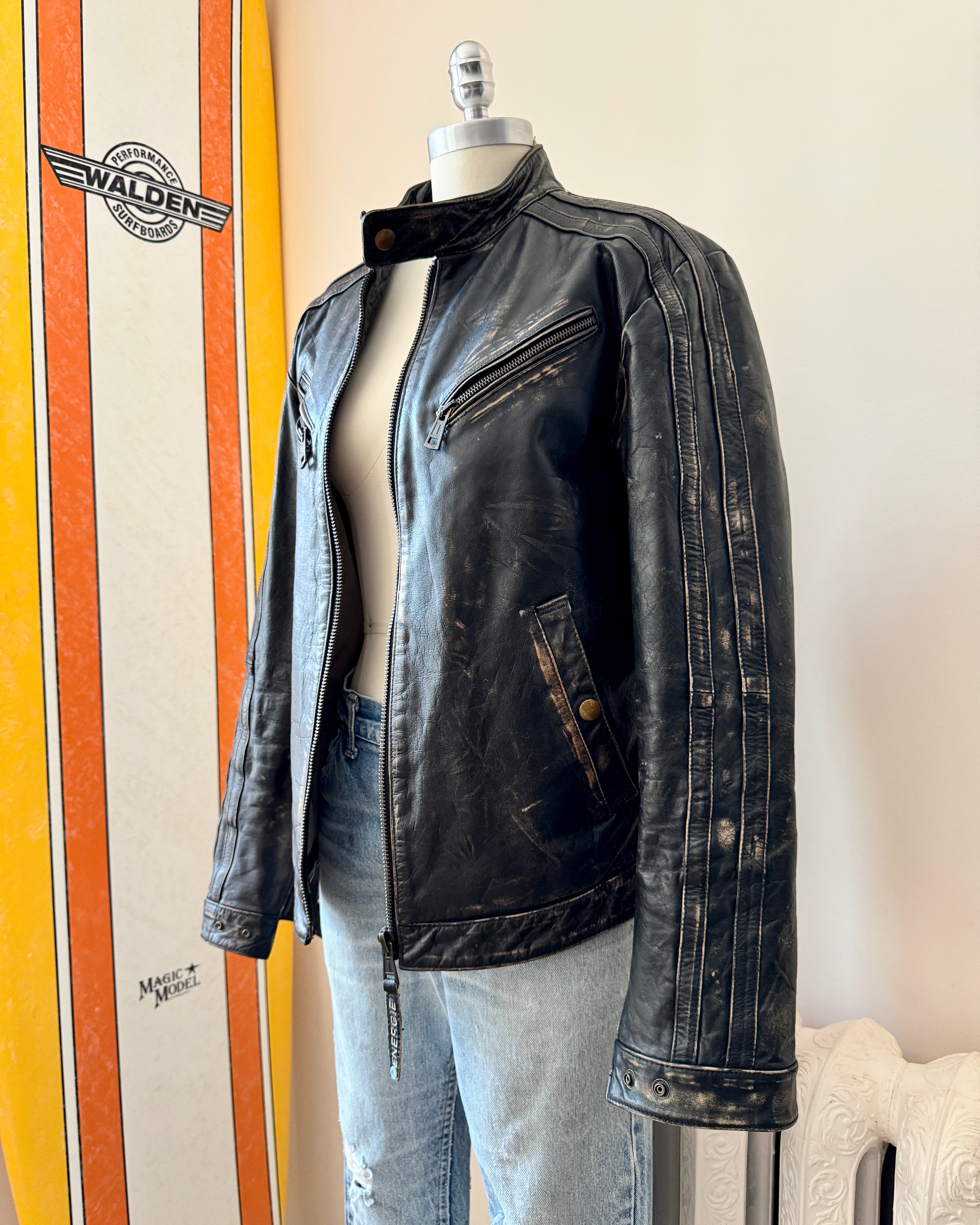 Vintage Y2K ENERGIE Italian Brand Mens Black Distressed Genuine Leather Motorcycle Racing Jacket Size M