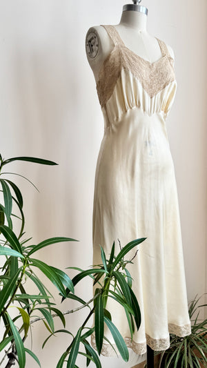 NWT Vintage 1940s Heavenly Silk Lingerie by FISCHER Bias Cut Cream Silk Crepe and Alecon Lace Slip Dress New with Tags size 4 S 34