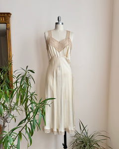 NWT Vintage 1940s Heavenly Silk Lingerie by FISCHER Bias Cut Cream Silk Crepe and Alecon Lace Slip Dress New with Tags size 4 S 34