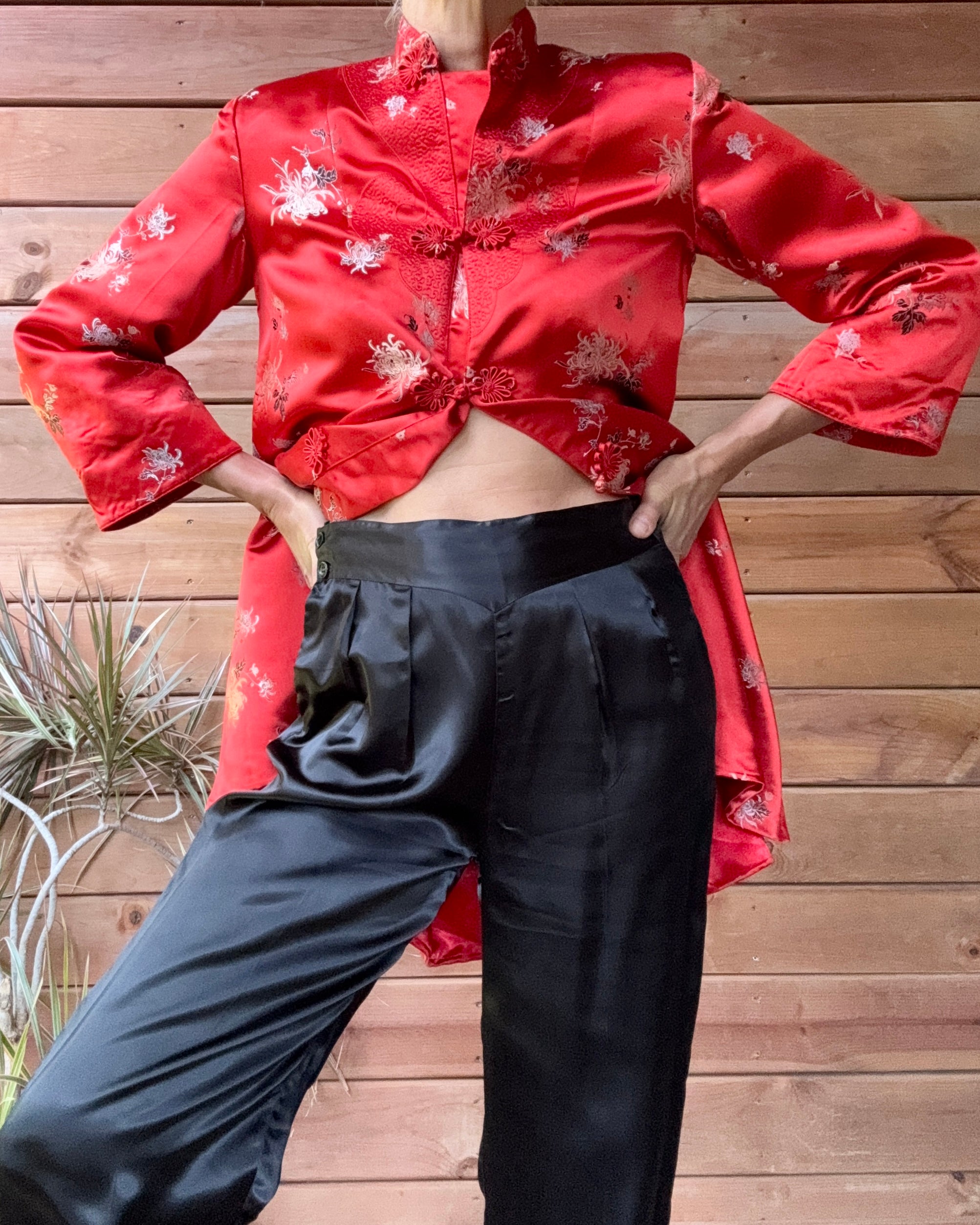 Vintage 1960s PEONY Red and Black Brocade Satin Jacket Coat Tunic and Pant Pyjama Lounge Set Size 6