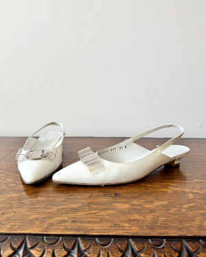 Size 8 1/2 B  / Vintage 1990s SALVATORE FERRAGAMO White Patent Leather Pointed Toe Sling Back Pumps with Plastic Bow and Silver Tone Buckle