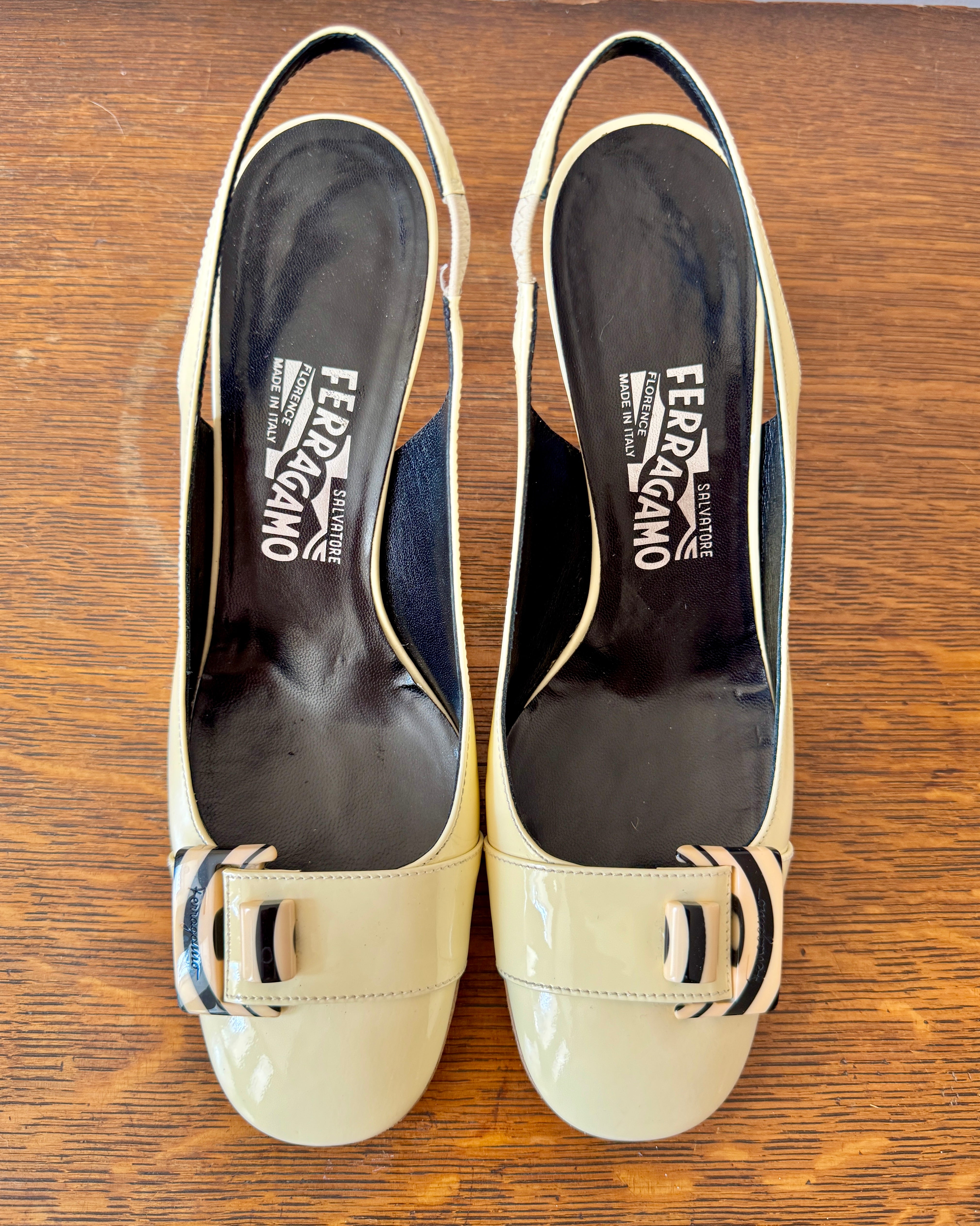 Vintage 1990s SALVATORE FERRAGAMO Cream Patent Leather Round Toe Sling Back Heels Shoes with Belt Buckle Size 8.5 B