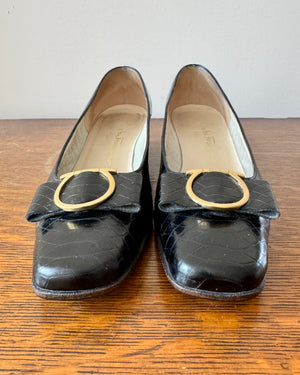 Vintage 1990s SALVATORE FERRAGAMO Garnir Black Croc Embossed Leather Square Toe with Bow and Block Heel Pumps Shoes Size 8.5B or 9
