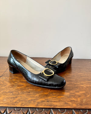 Vintage 1990s SALVATORE FERRAGAMO Garnir Black Croc Embossed Leather Square Toe with Bow and Block Heel Pumps Shoes Size 8.5B or 9