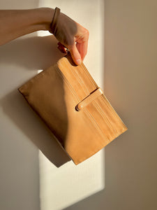 Vintage 1990s Bottega Veneta Mens Women's Natural Tan Leather Wrislet Clutch Organizer Made in Italy
