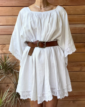 Antique White Linen Church Smock Gathered Loose Dress / Tunic with Cotton Crochet Lace Trim
