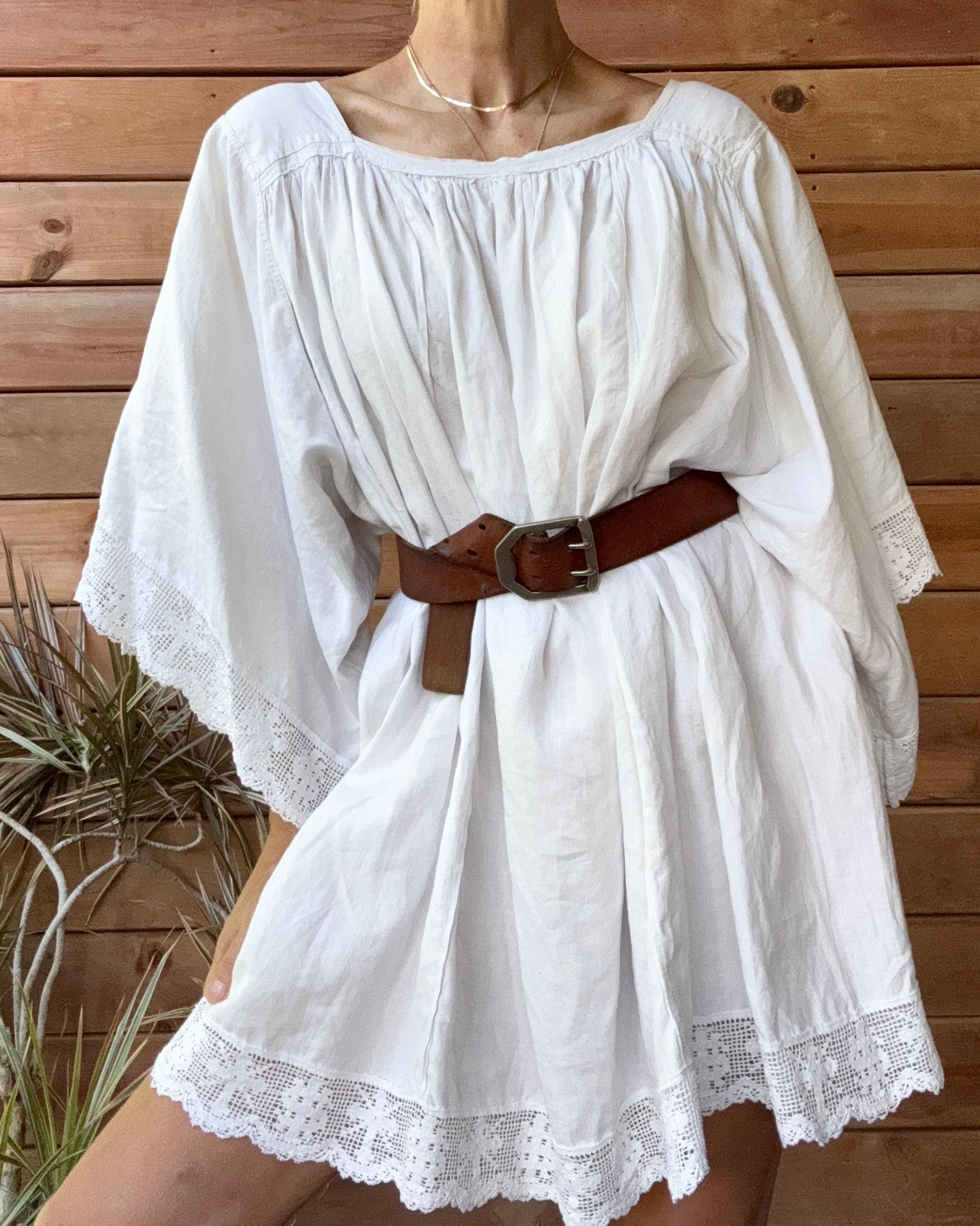 Antique White Linen Church Smock Gathered Loose Dress / Tunic with Cotton Crochet Lace Trim