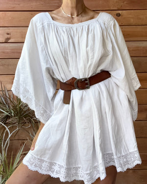 Antique White Linen Church Smock Gathered Loose Dress / Tunic with Cotton Crochet Lace Trim
