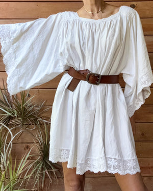 Antique White Linen Church Smock Gathered Loose Dress / Tunic with Cotton Crochet Lace Trim