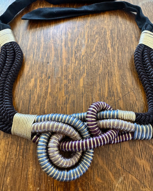 Vintage 1970s Gold and Black Woven Knotted Rope Waist Belt