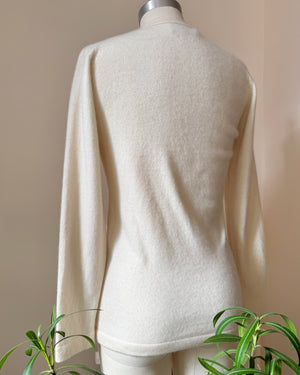 Vintage BALLANTYNE Cream 2ply Double ply 100% Cashmere Cardigan with Pockets and Gold tone Buttons Made in Scotland