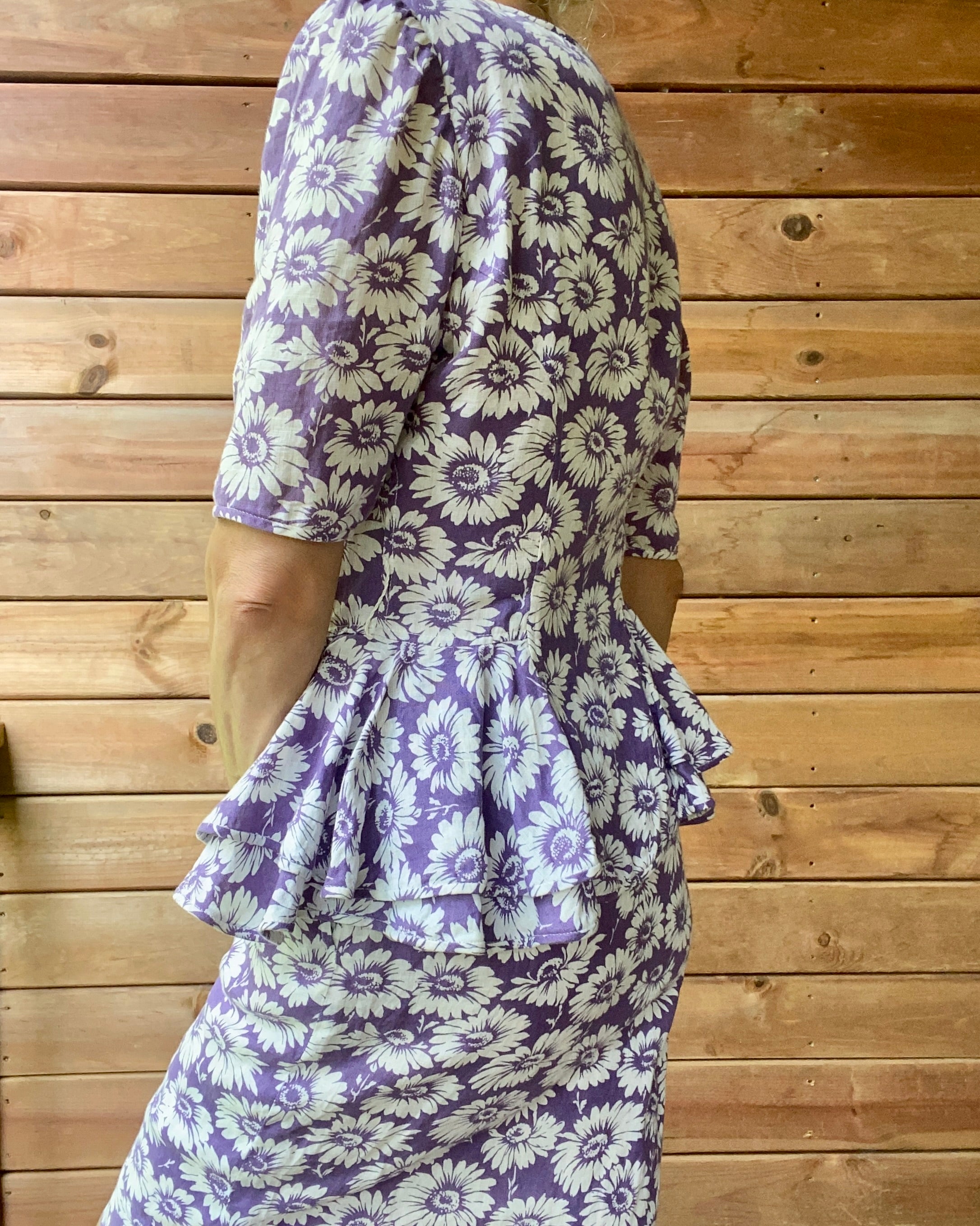 Vintage 1980s PARALLELE by EMANUEL UNGARO Cotton Floral Daisy Print Blouse and Skirt Set with Peplum M