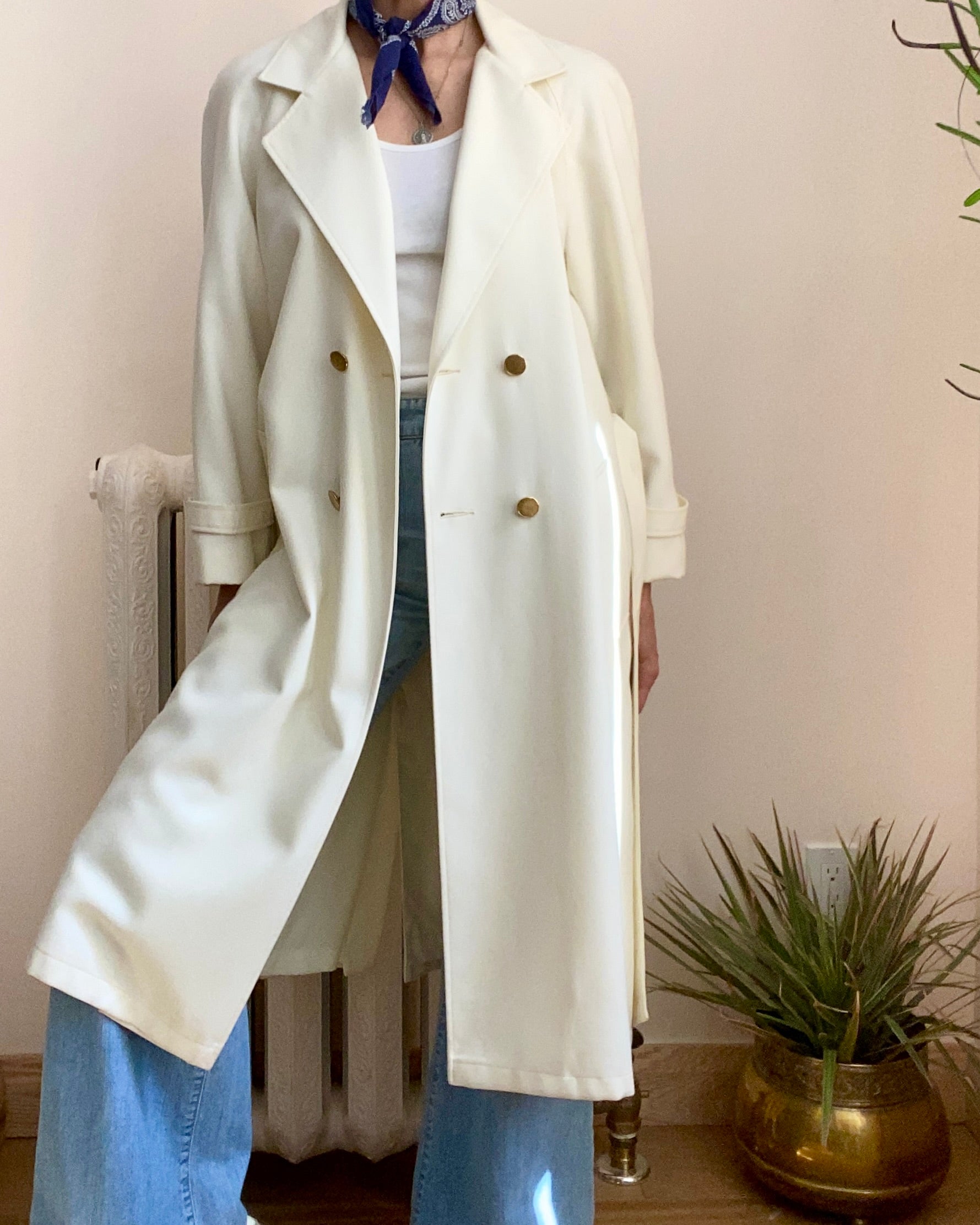 Vintage 1980s High End Ivory 100% Pure Gabardine Light Weight Wool Belted Coat  M L