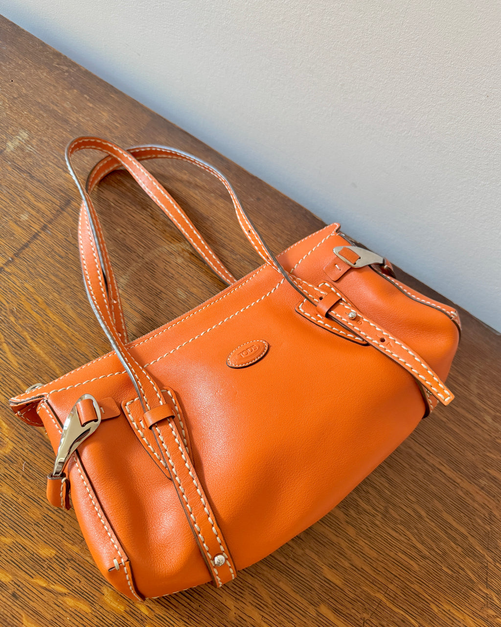 Vintage 1990s JP TOD'S Bag Baguette Style Vermillon Orange with Saddle Stitch Made in Italy New condition