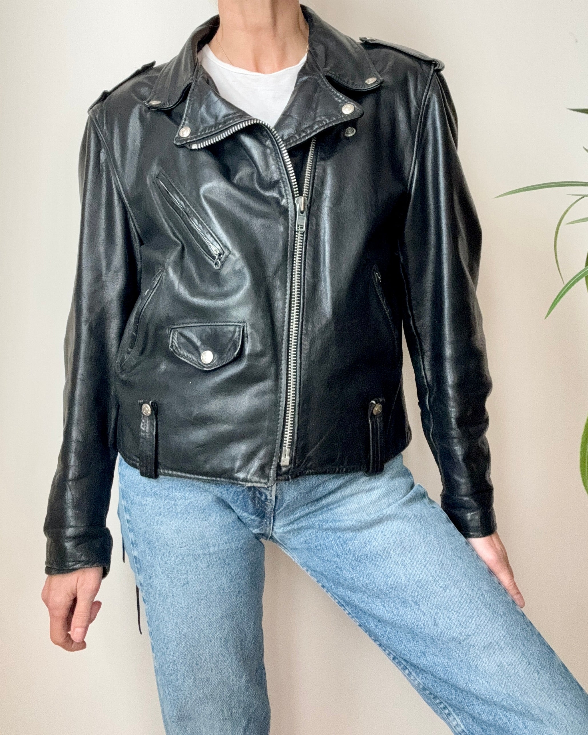 Vintage 1980s Black SCHOTT PERFECTO 115 Biker Motorcycle Heavy Weight Leather Jacket with Lace Ups and Logo Snaps 44 Made in USA