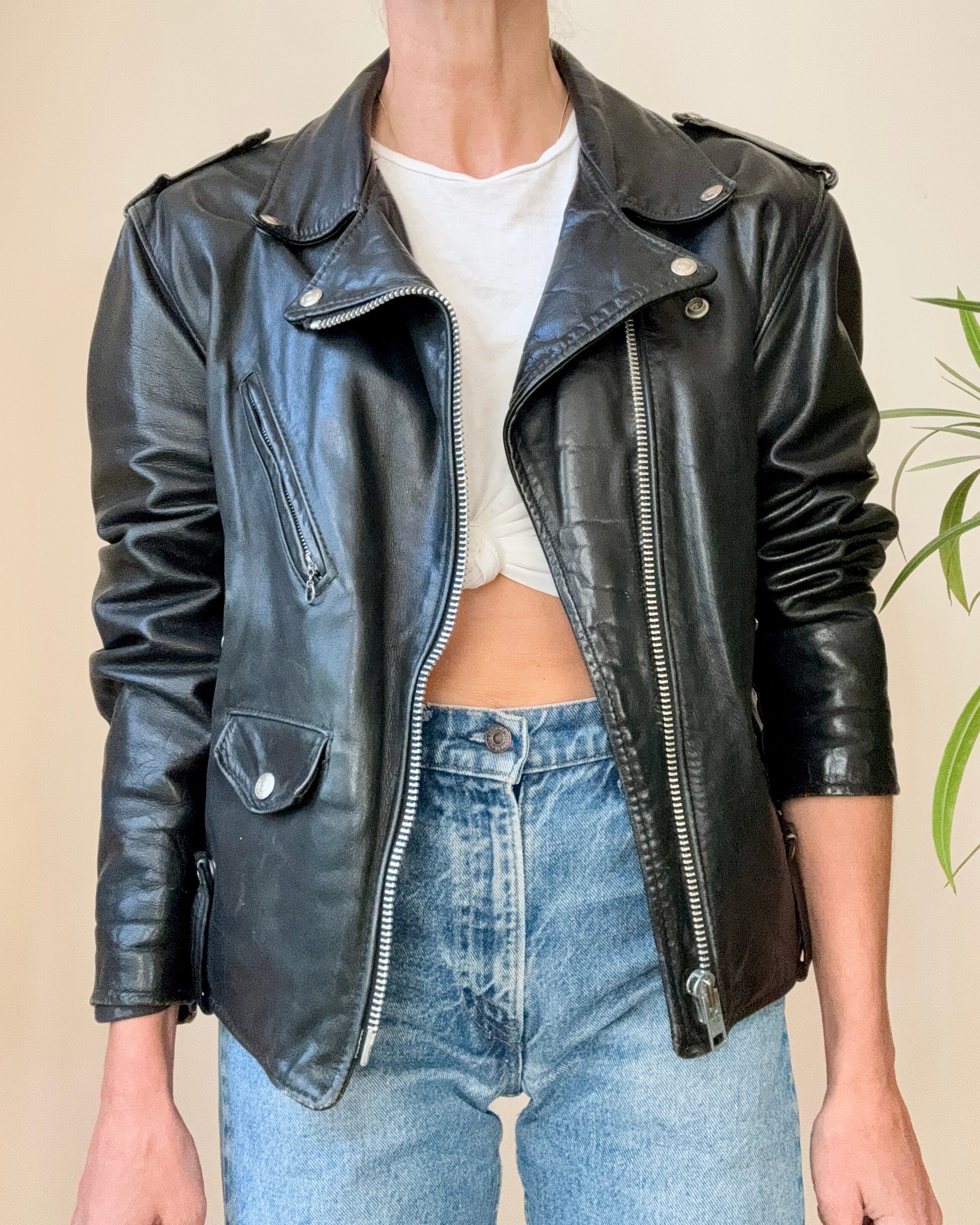 Vintage 1980s Black SCHOTT PERFECTO 115 Biker Motorcycle Heavy Weight Leather Jacket with Lace Ups and Logo Snaps 44 Made in USA