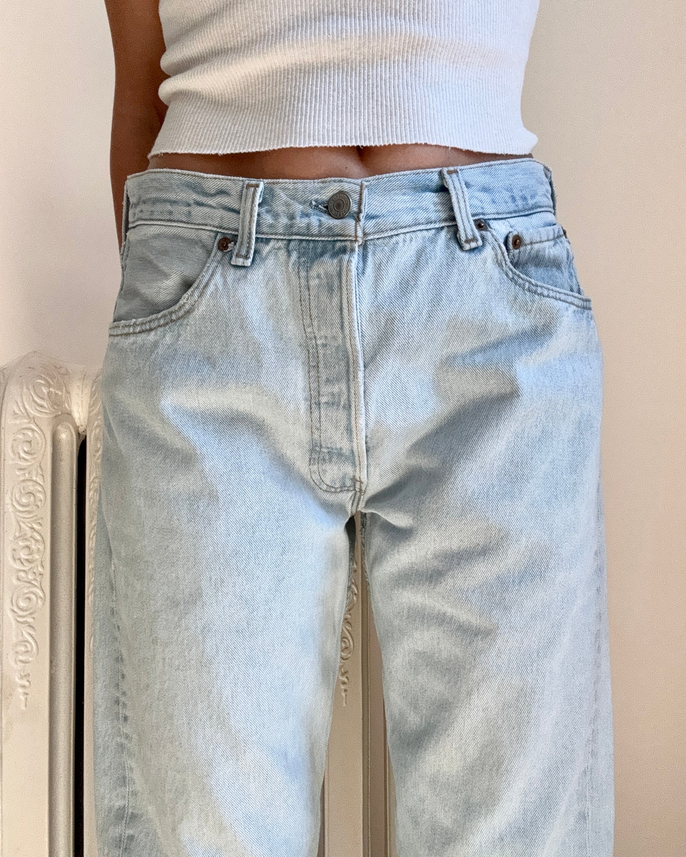 Vintage 90s Levis 501 Jeans Light Wash Straight Leg Made in USA size 32