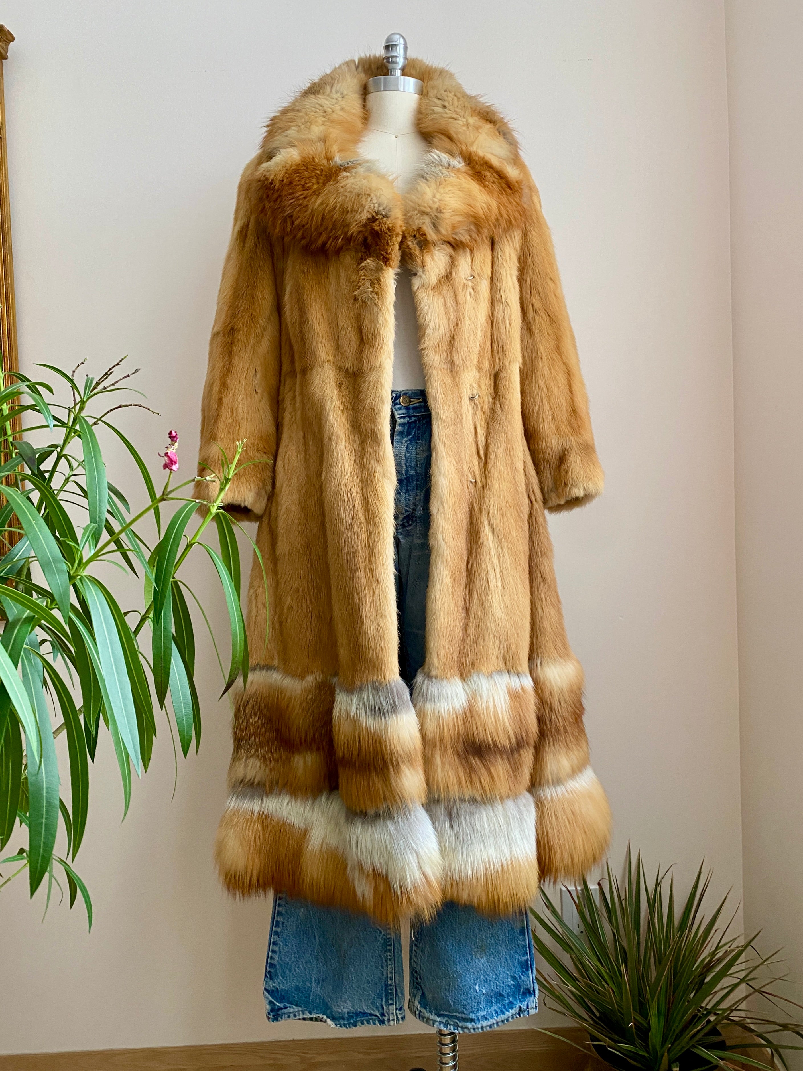 Vintage Hollywood style 1970s Red Fox Fur Penny Lane Coat with Belt and Notch Collar size SM