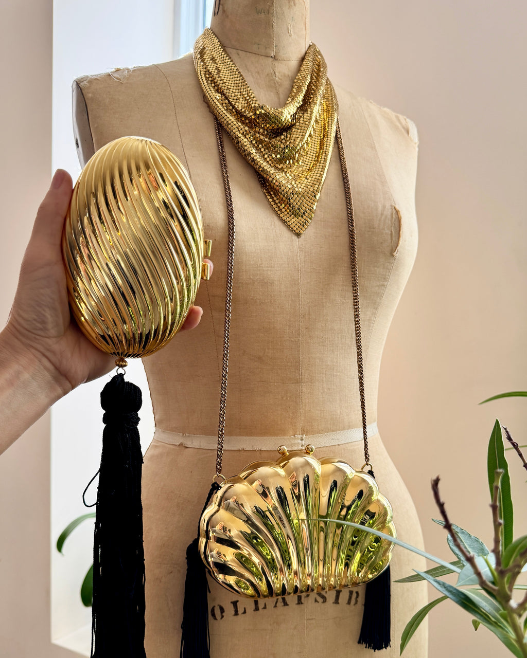 Vintage 1950s Whiting and Davis Gold Mesh Chain Mail Scarf Necklace