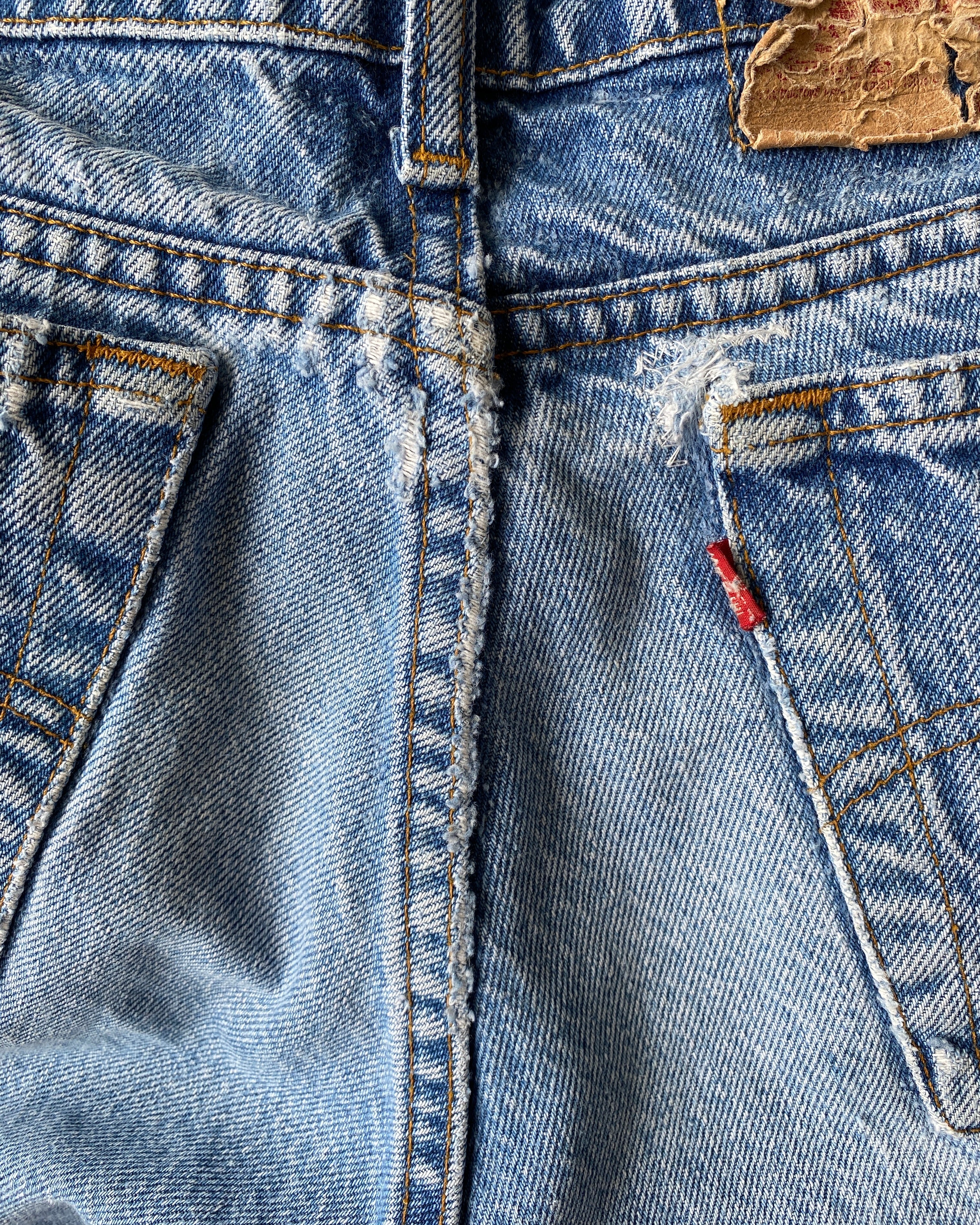 Vintage 1980s Levis Jeans Made in USA size 29 to 30