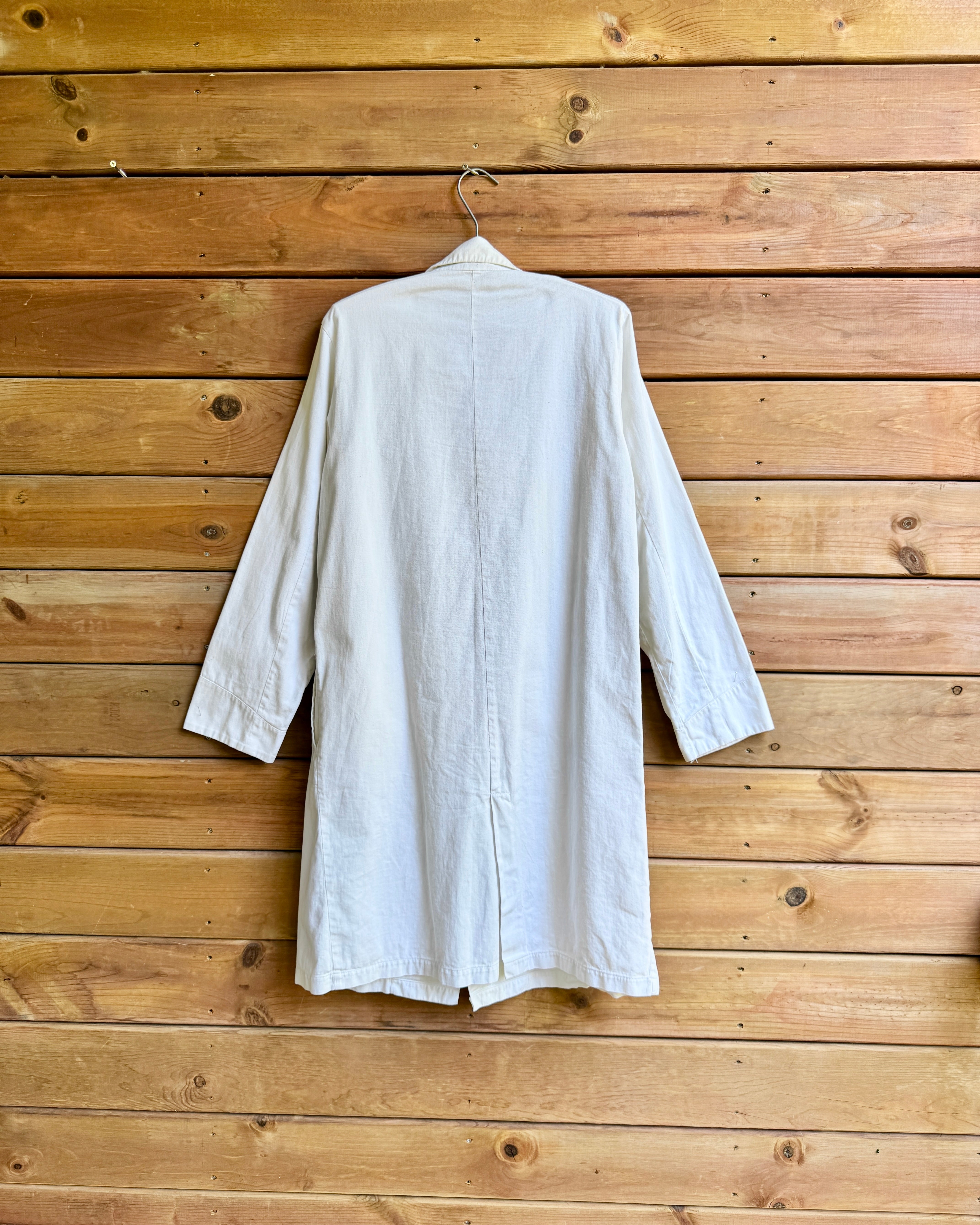 Vintage 1960s White Cotton Twill Doctor Lab Chore Workwear Jacket Coat Duster with Snaps Union Made in Canada
