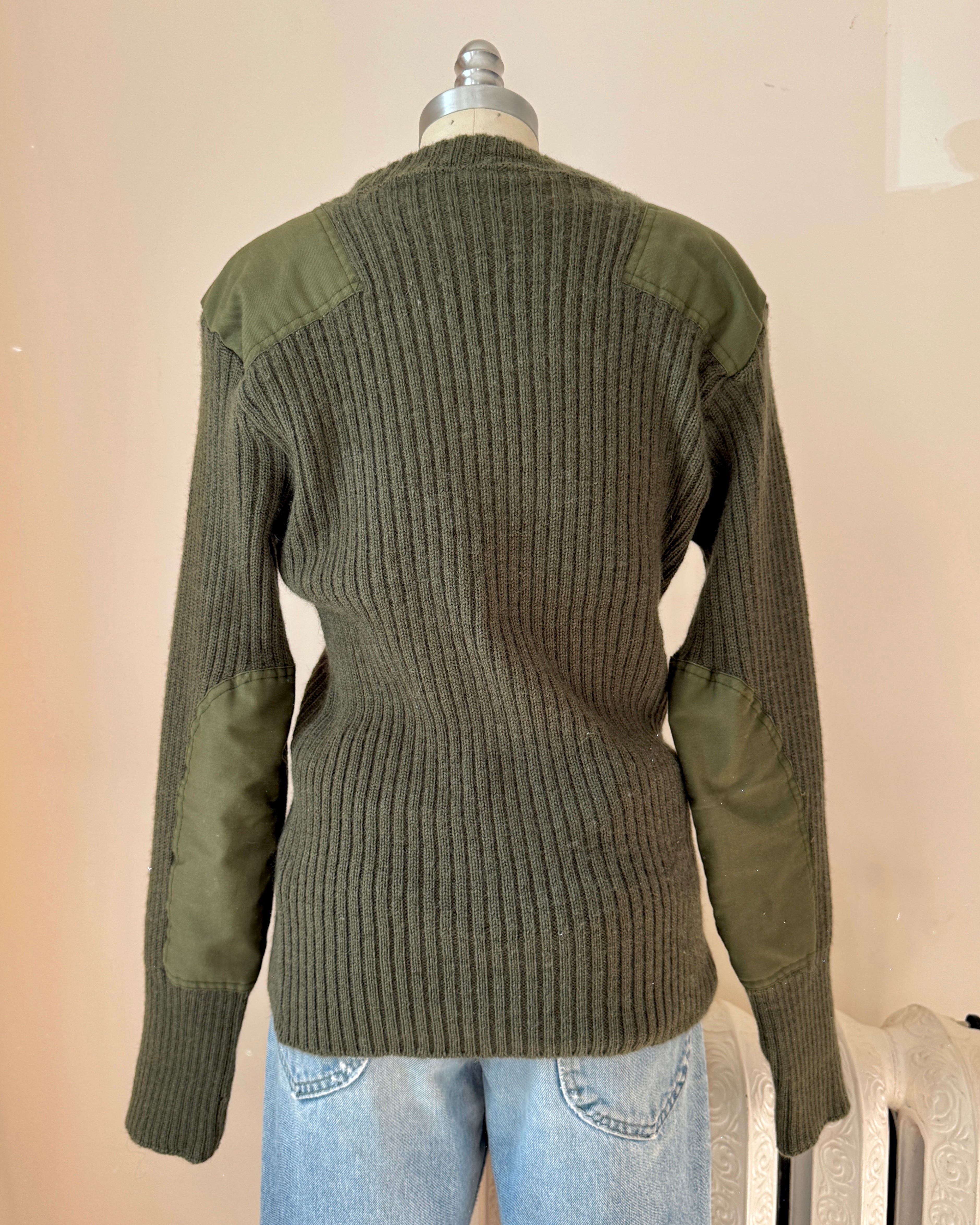 Vintage Military British Brigade Quartermaster Woolly Pully Sweater Jumper with Patches: 1970s 44 Made in England