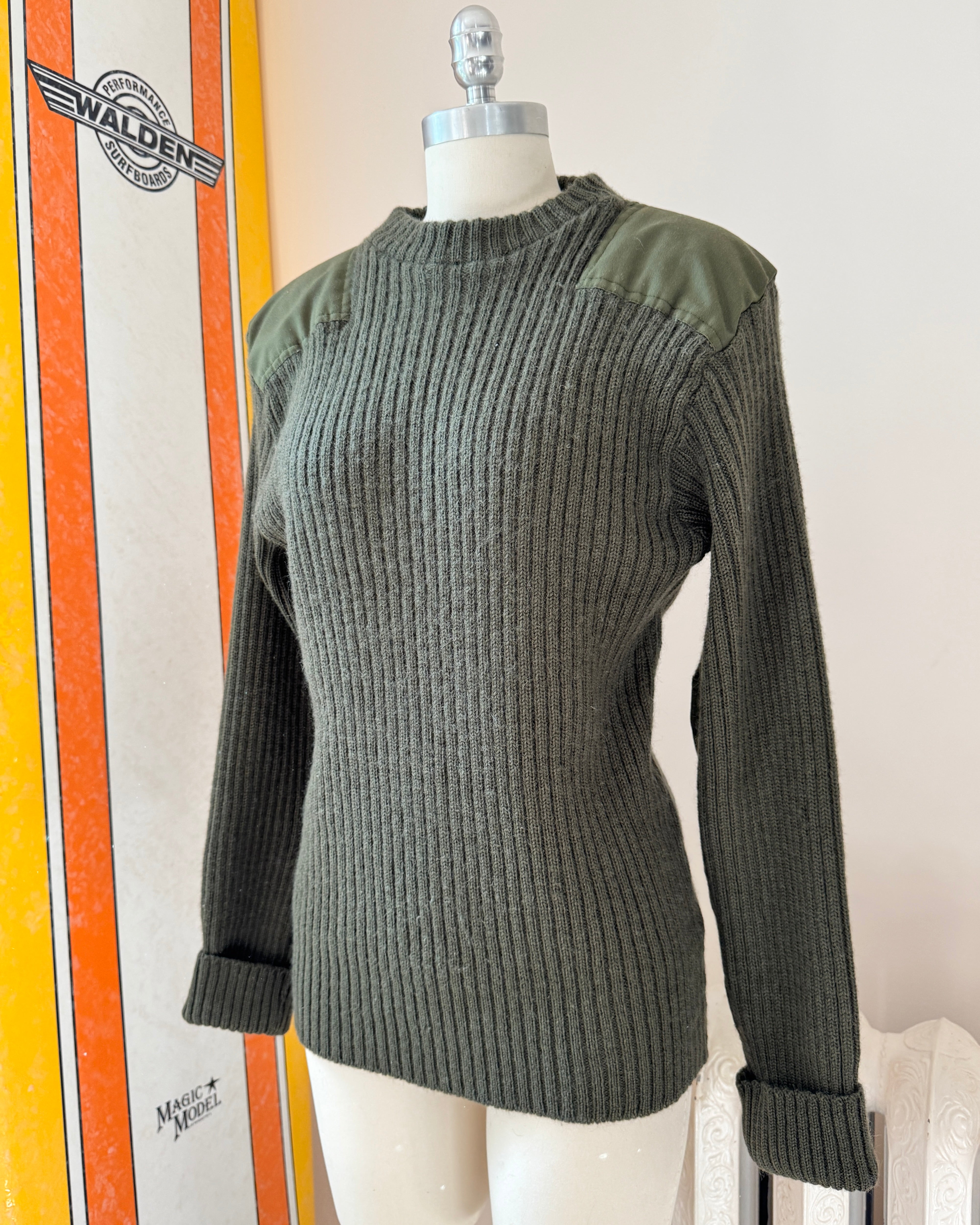Vintage Military British Brigade Quartermaster Woolly Pully Sweater Jumper with Patches: 1970s 44 Made in England