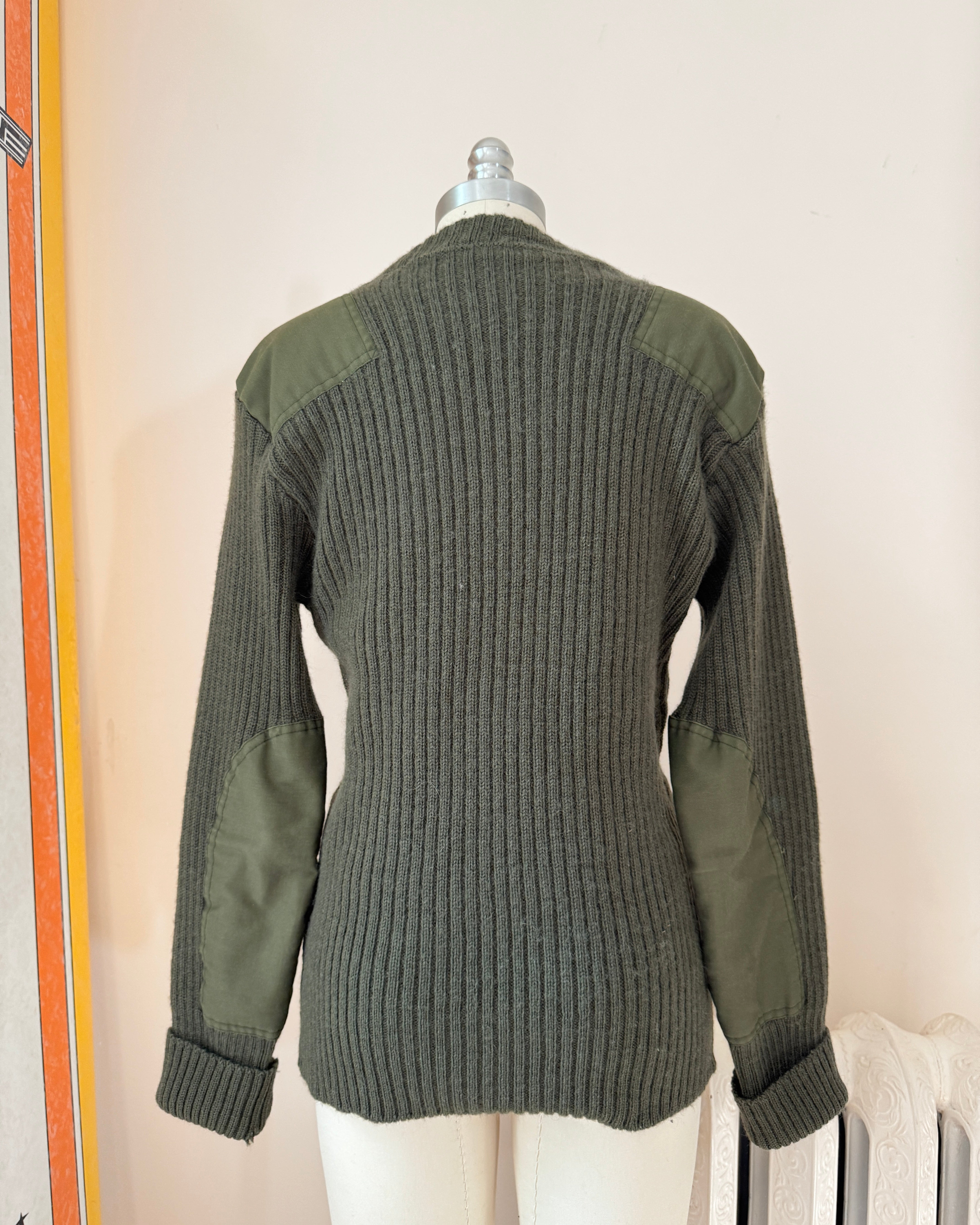 Vintage Military British Brigade Quartermaster Woolly Pully Sweater Jumper with Patches: 1970s 44 Made in England