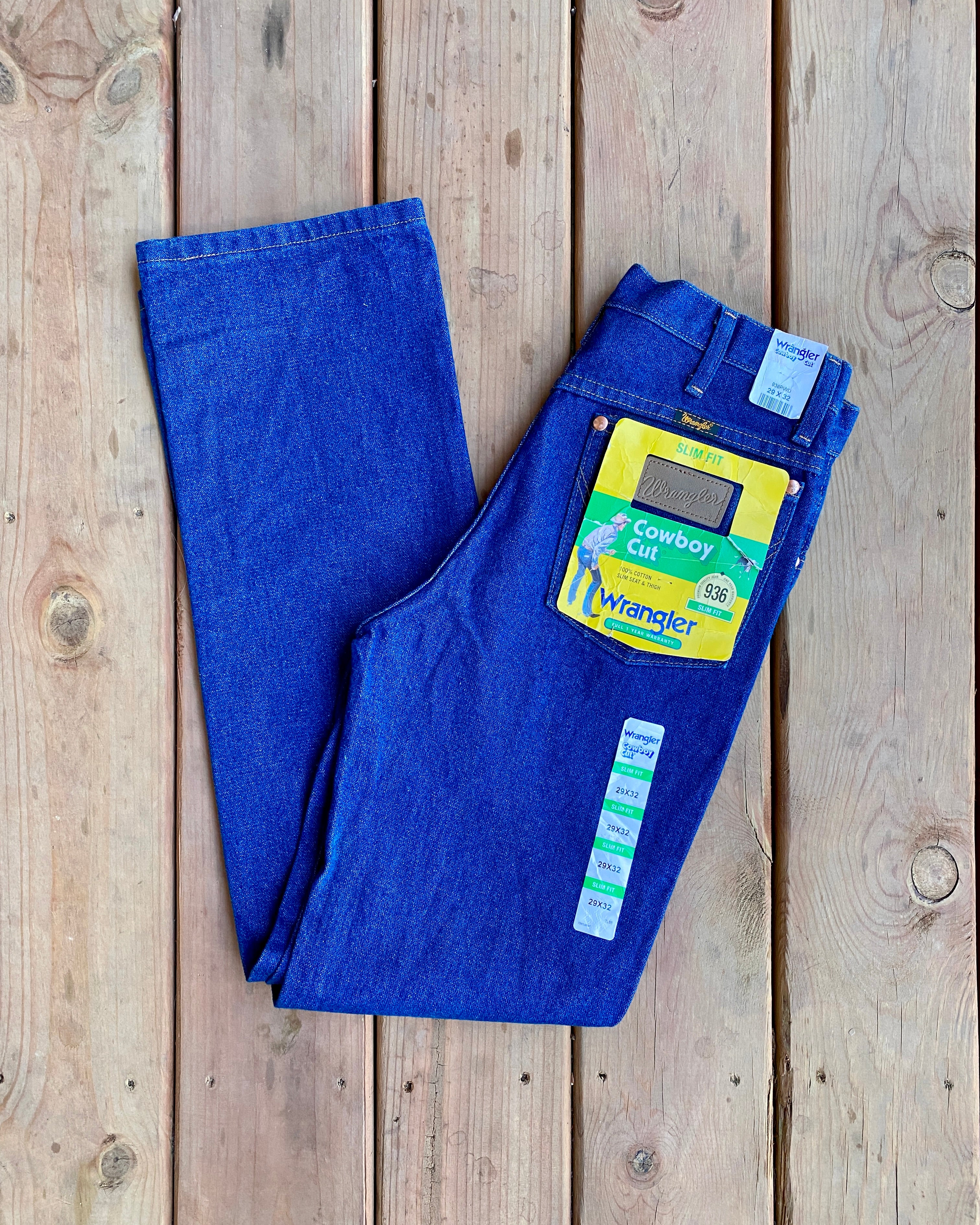 Vintage 1990s Deadstock Cowboy Cut Wrangler Raw Dark Blue Wash Jeans size 29