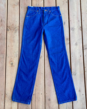 Vintage 1990s Deadstock Bootcut Cut Wrangler Raw Dark Blue Wash Jeans size 29