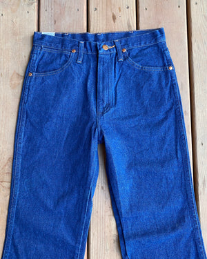 Vintage 1990s Deadstock Bootcut Cut Wrangler Raw Dark Blue Wash Jeans size 29