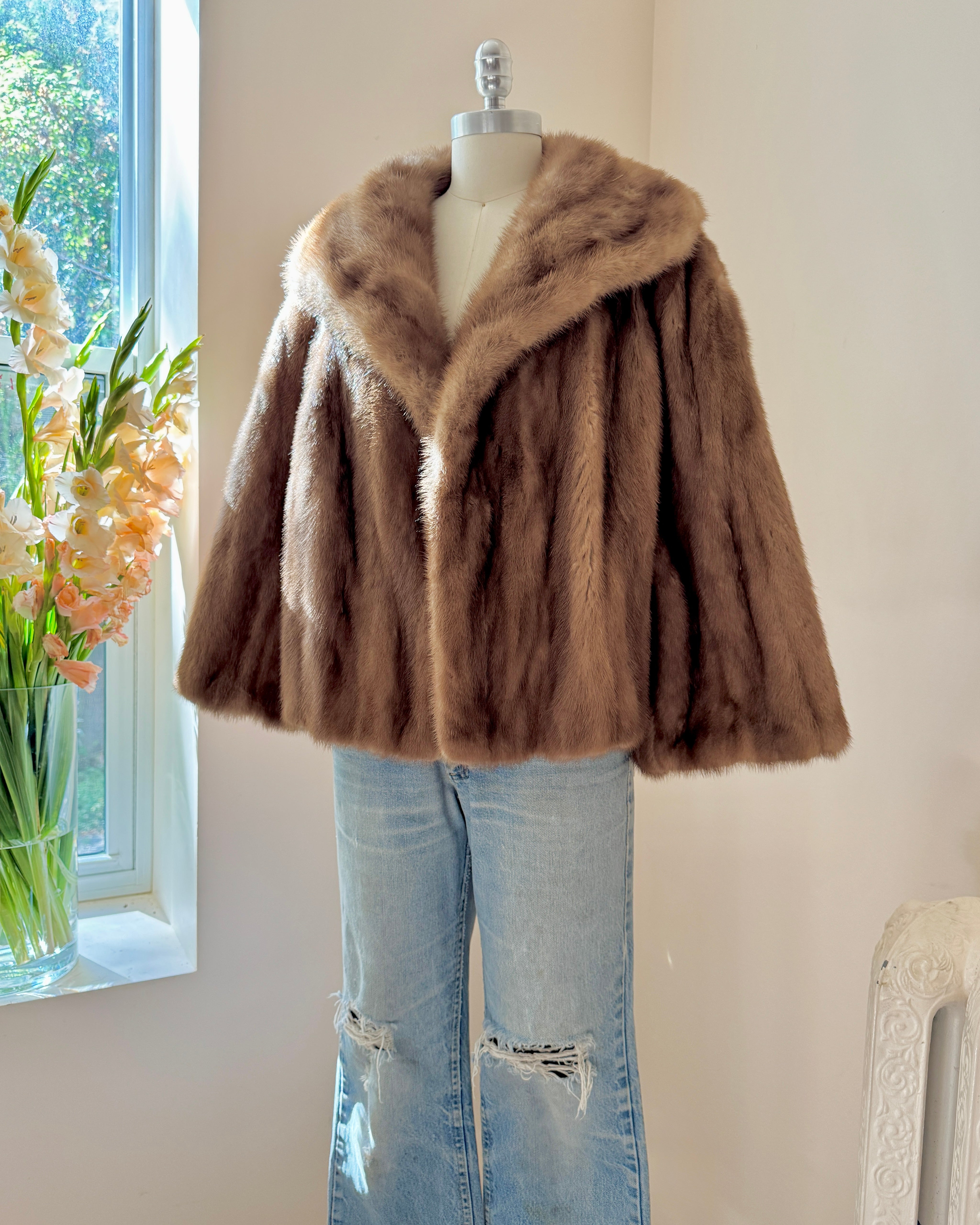 Vintage 1950s Mink Fur Jacket Brown or Honey Blonde Color Crop Swing Jacket Stole with Shawl Collar M