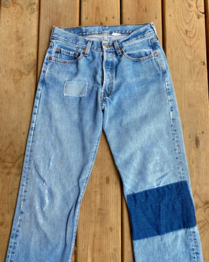 Vintage 1990s Levis 501 Light Wash Patched Jeans size 28