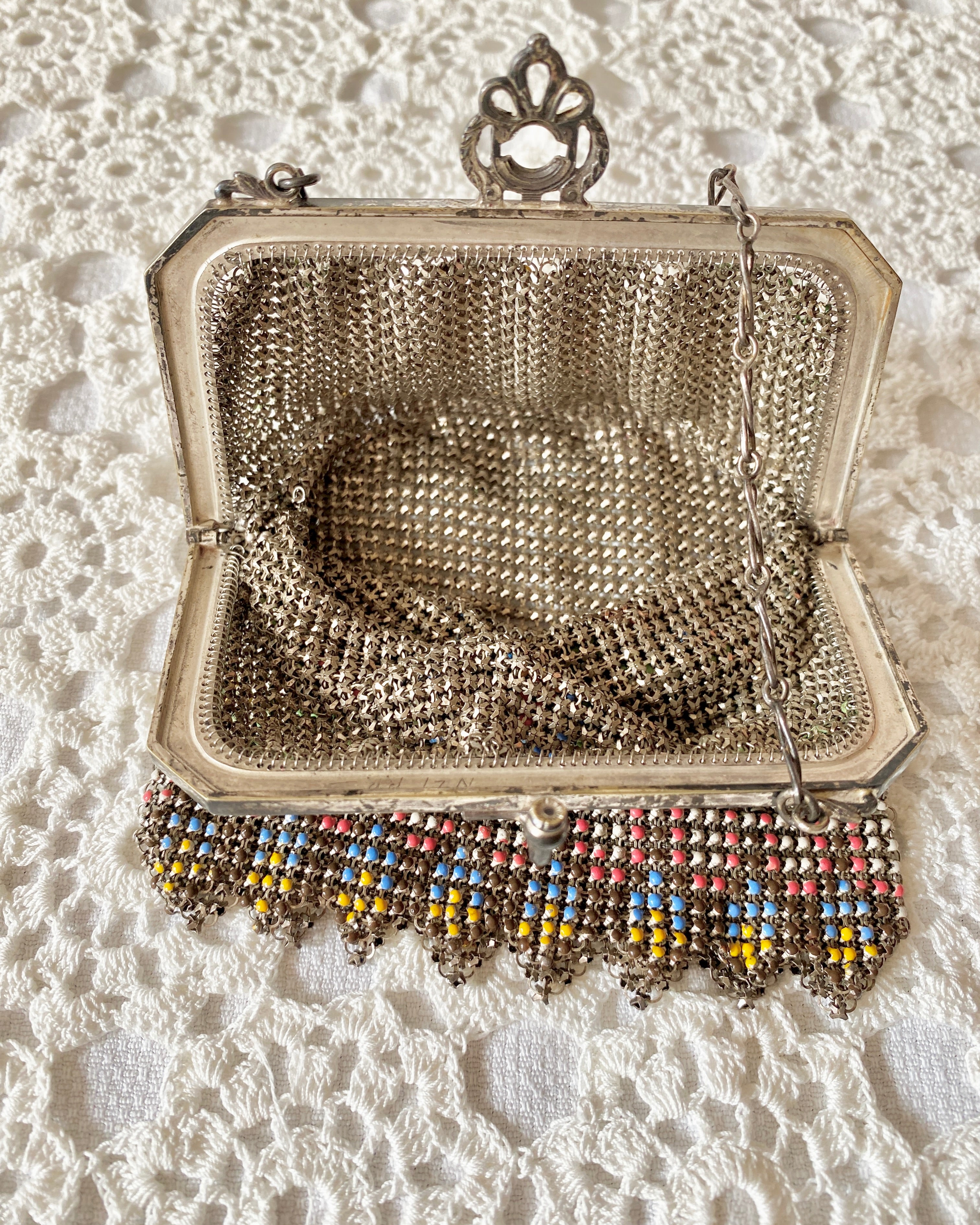 Antique Vintage 1920 Whiting and Davis Art Deco Metal Mesh Bag with Scalloped Edge