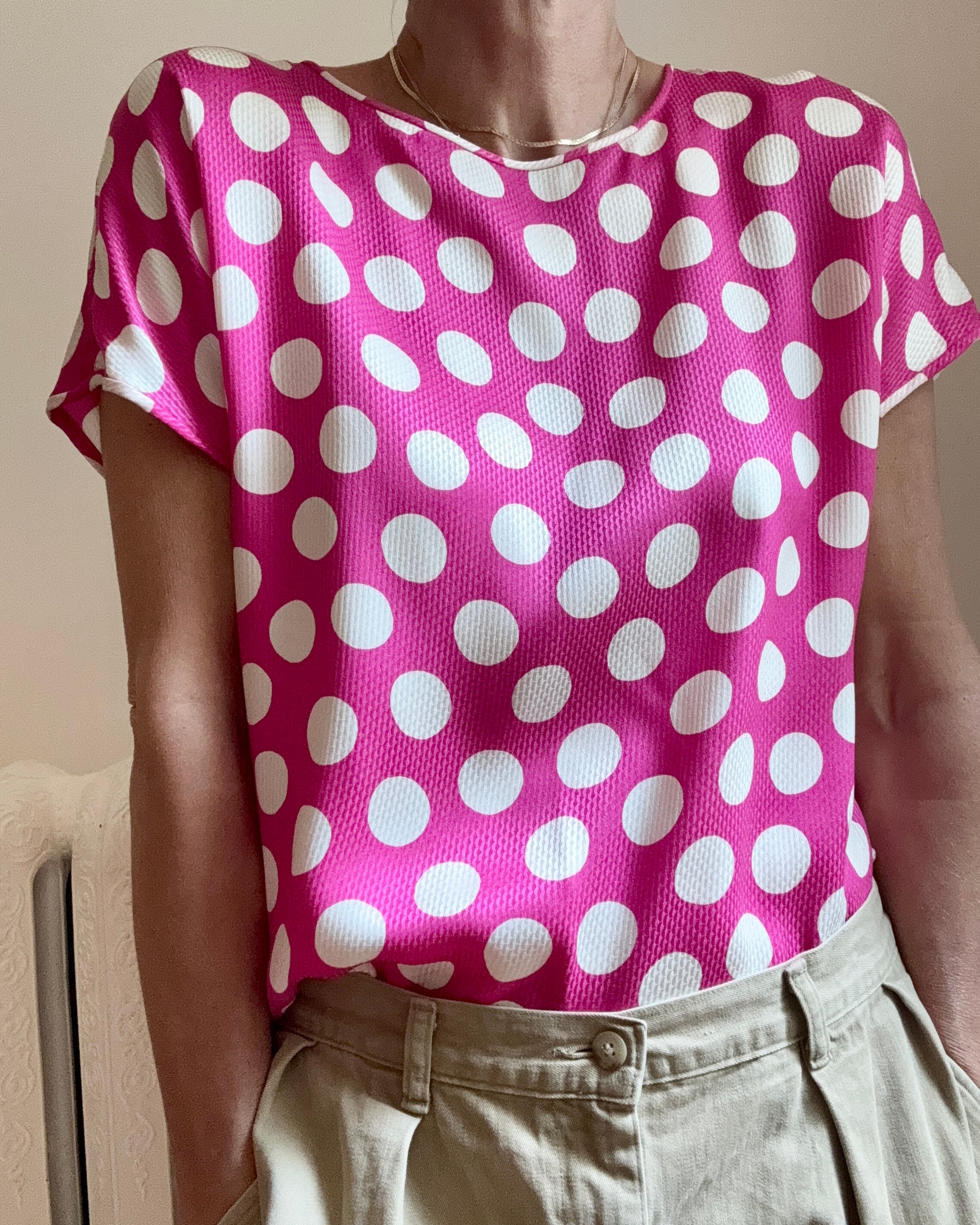 Vintage 1980s PARALLELE by EMANUEL UNGARO 100% Silk Hot Pink and Ivory Polka Dot Short Sleeve Blouse Size M or L