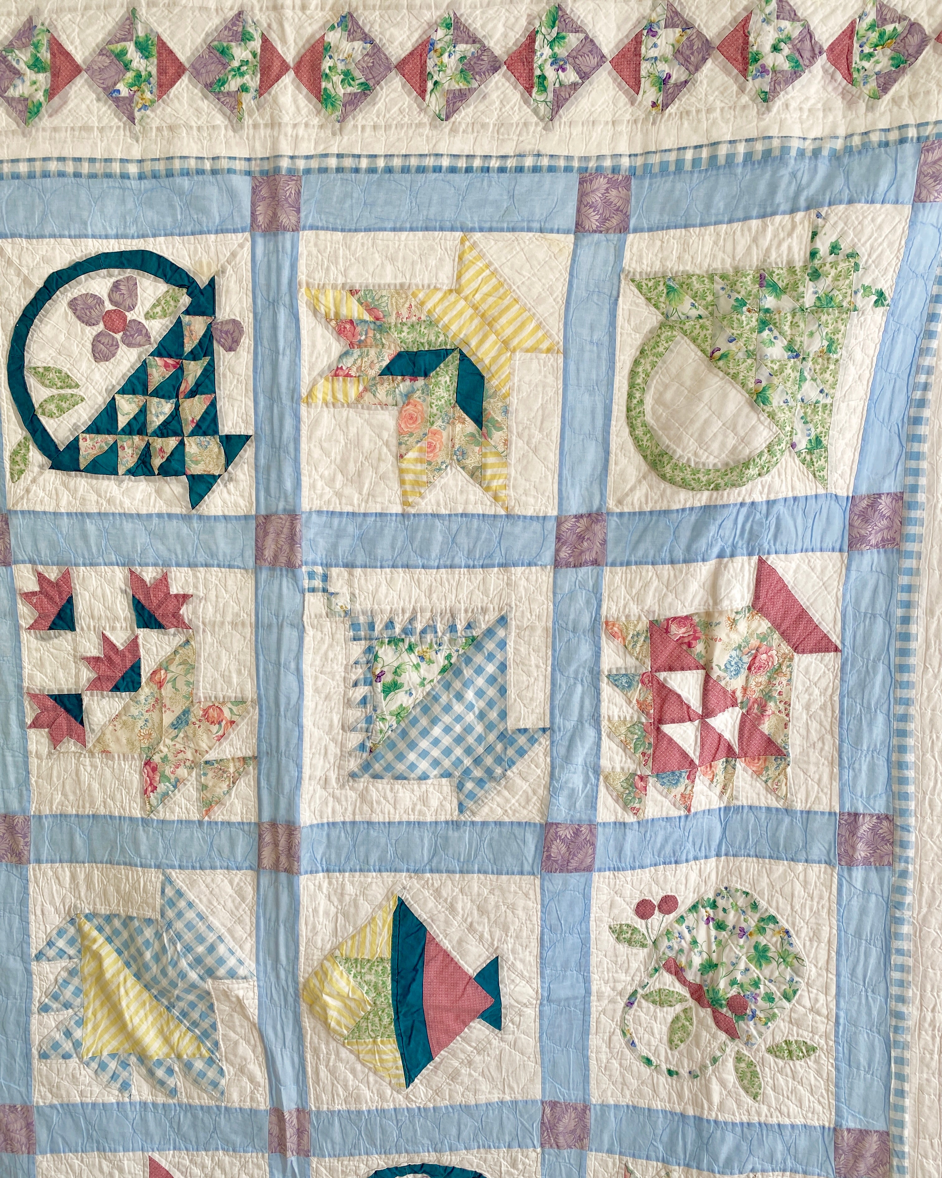 Vintage 1940s Fruit Basket Patchwork Quilt