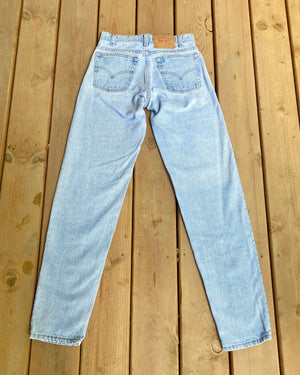 Vintage 1980s Levis 550 Light Wash Jeans size 27 Made in USA