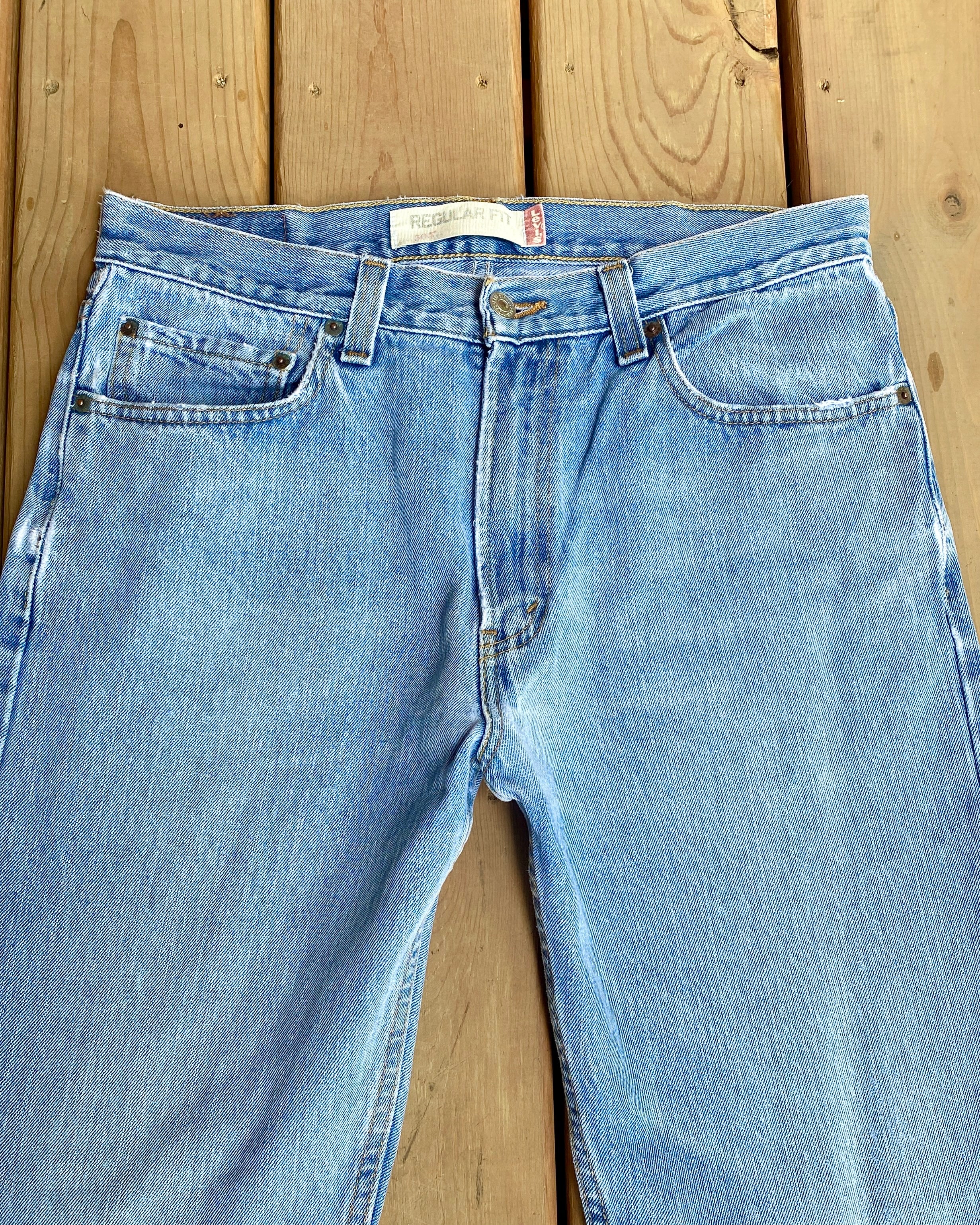 Vintage 1990s Levis 505 Regular Fit Light Wash Jeans size 33