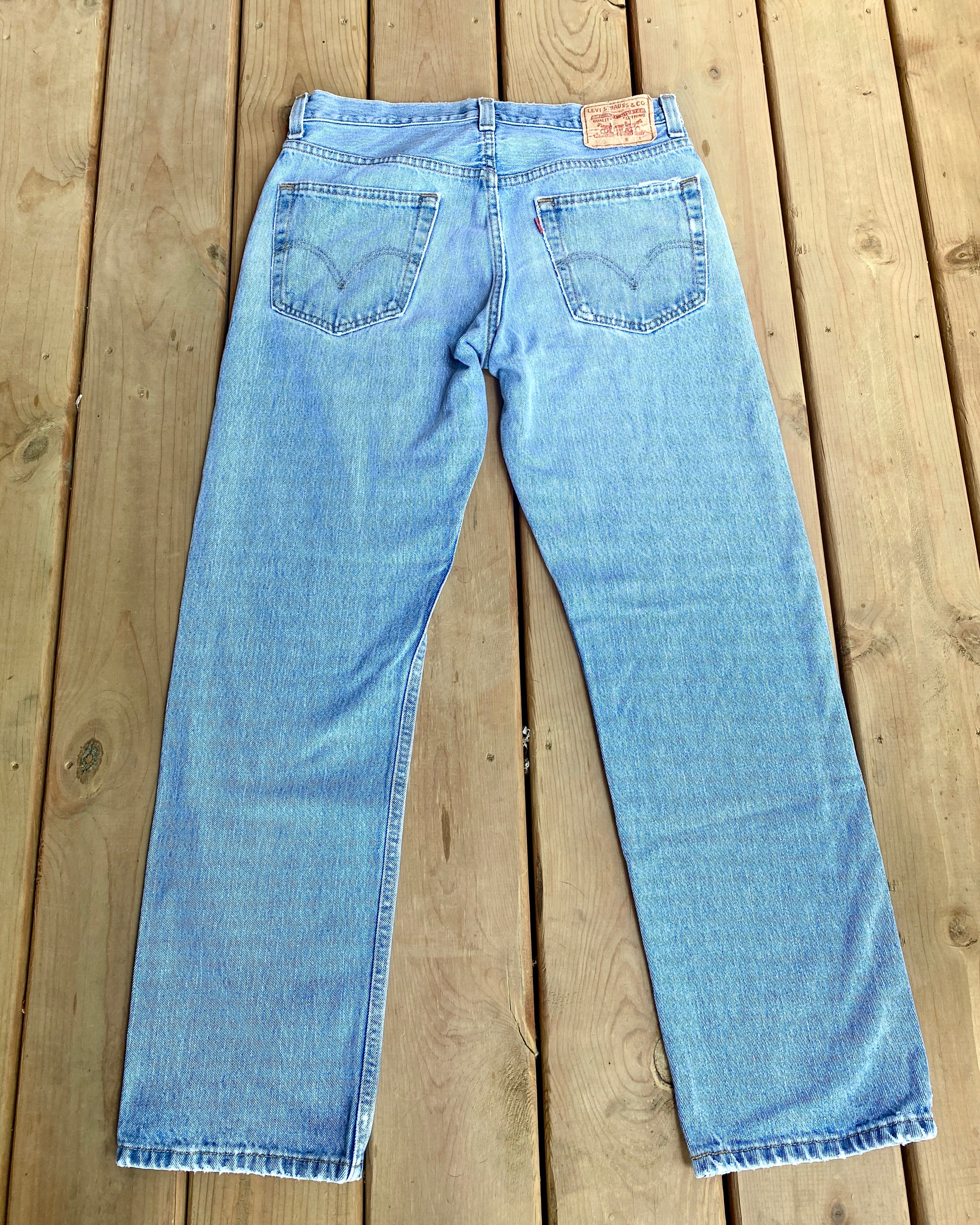Vintage 1990s Levis 505 Regular Fit Light Wash Jeans size 33