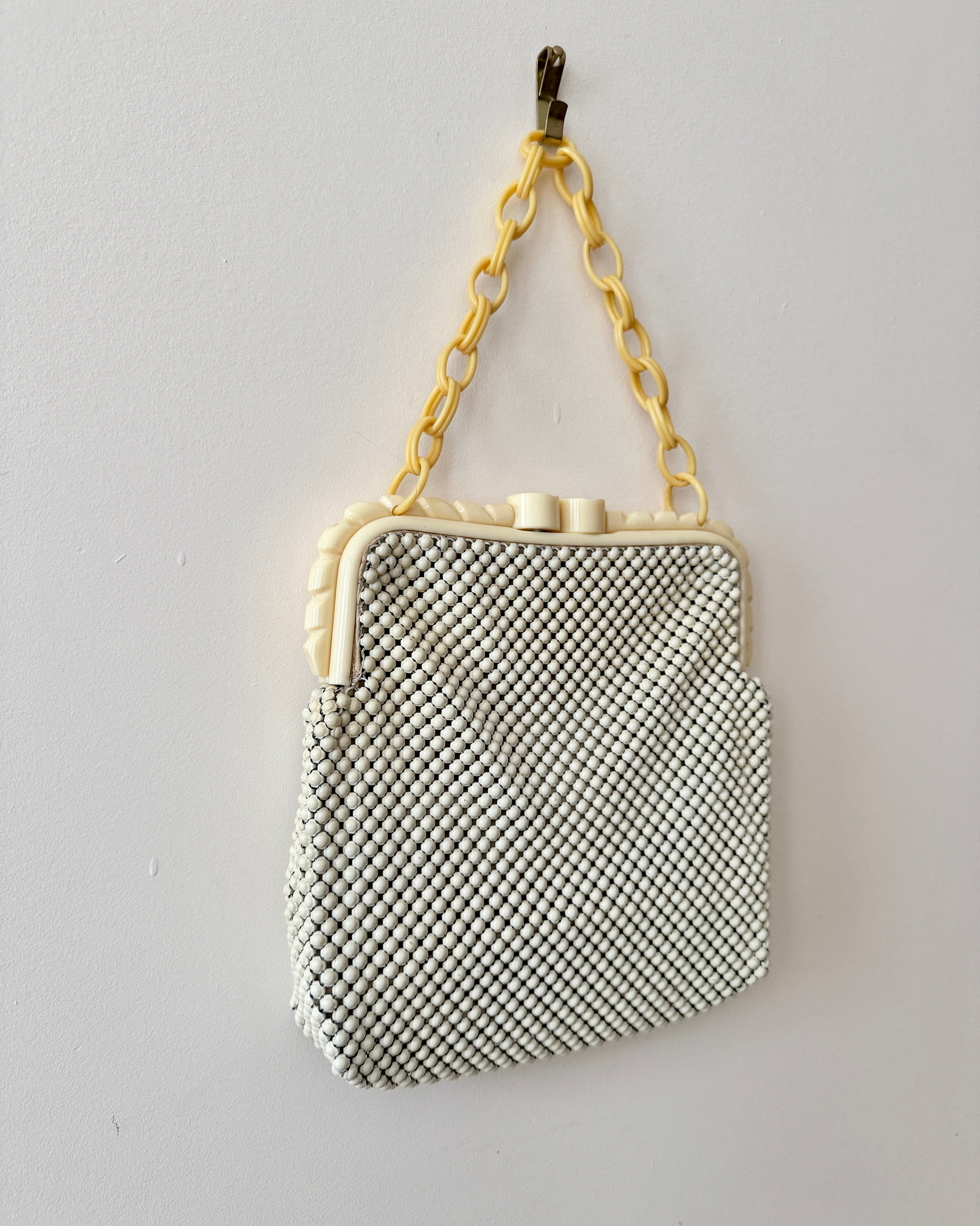 Vintage 1940s Whiting and Davis Cream Metal Mesh With Bakelite Clasp and Chain Handle Strap Handle Bag Made in USA