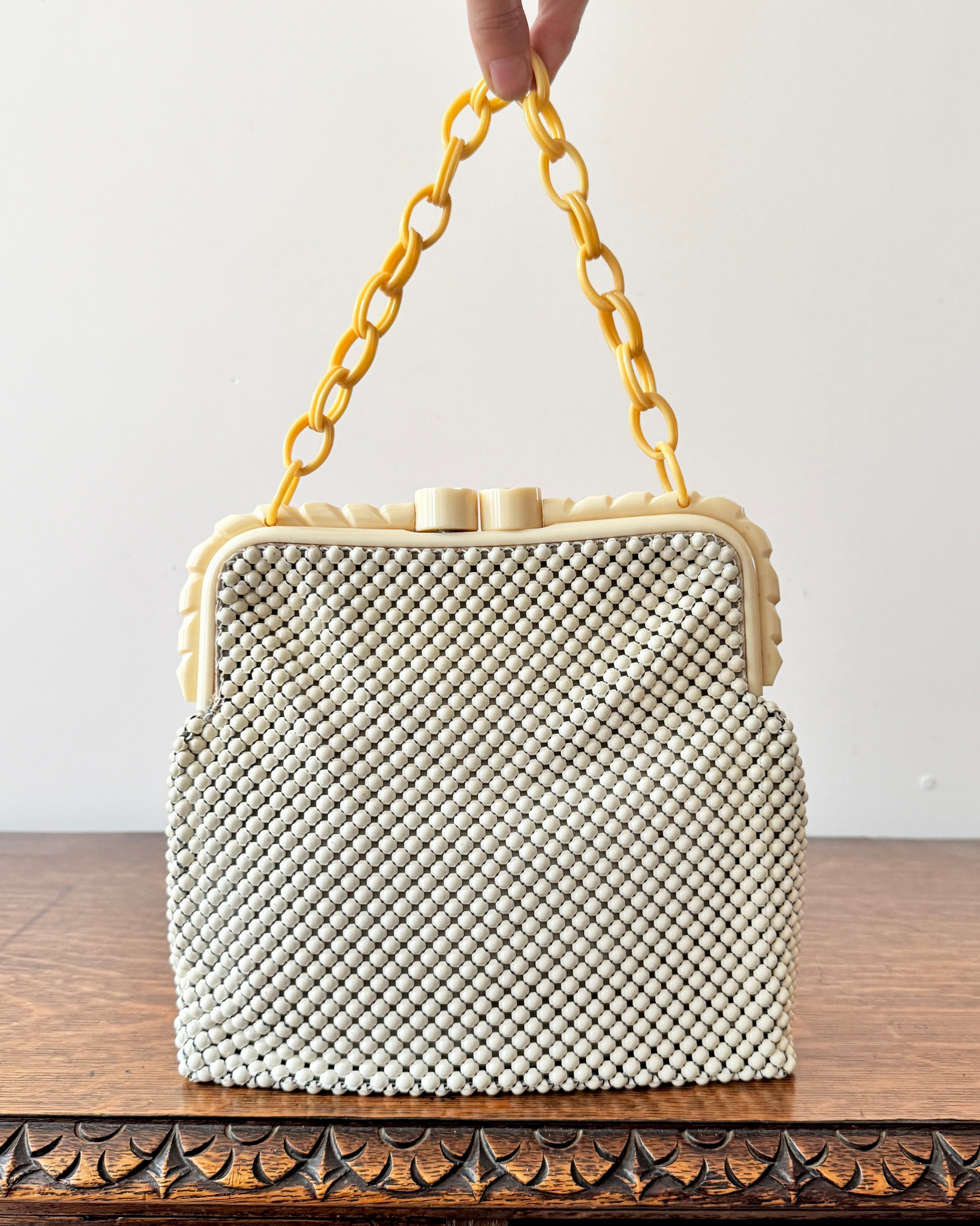 Vintage 1940s Whiting and Davis Cream Metal Mesh With Bakelite Clasp and Chain Handle Strap Handle Bag Made in USA