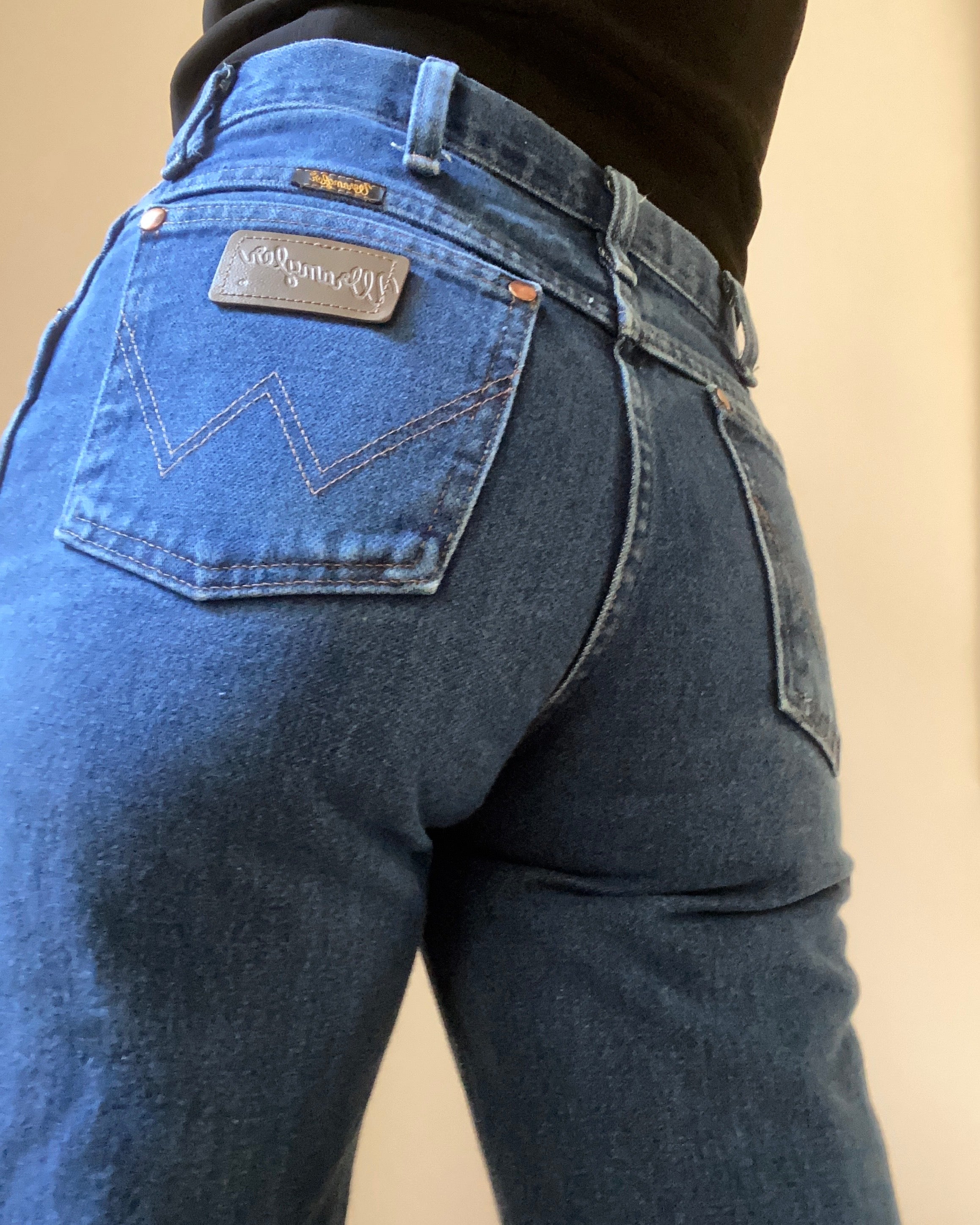 Vintage Wrangler Dark Blue Wash Jeans size 29 or 30