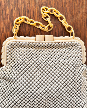Vintage 1940s Whiting and Davis Cream Metal Mesh With Bakelite Clasp and Chain Handle Strap Handle Bag Made in USA