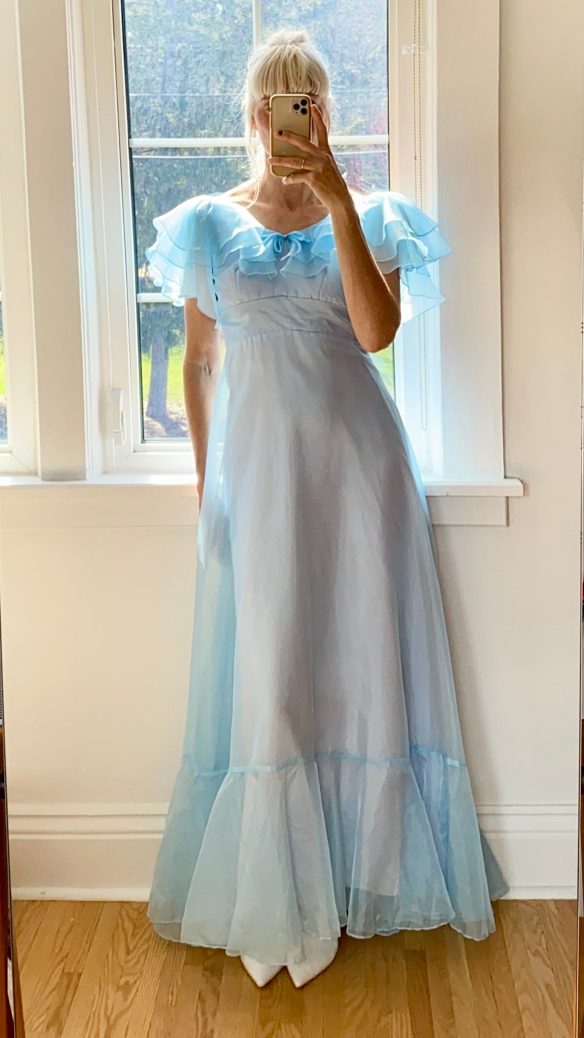 Vintage 1970s Montgomery Ward Blue Chiffon Formal Gown Size 4 - LGWU Union label USA