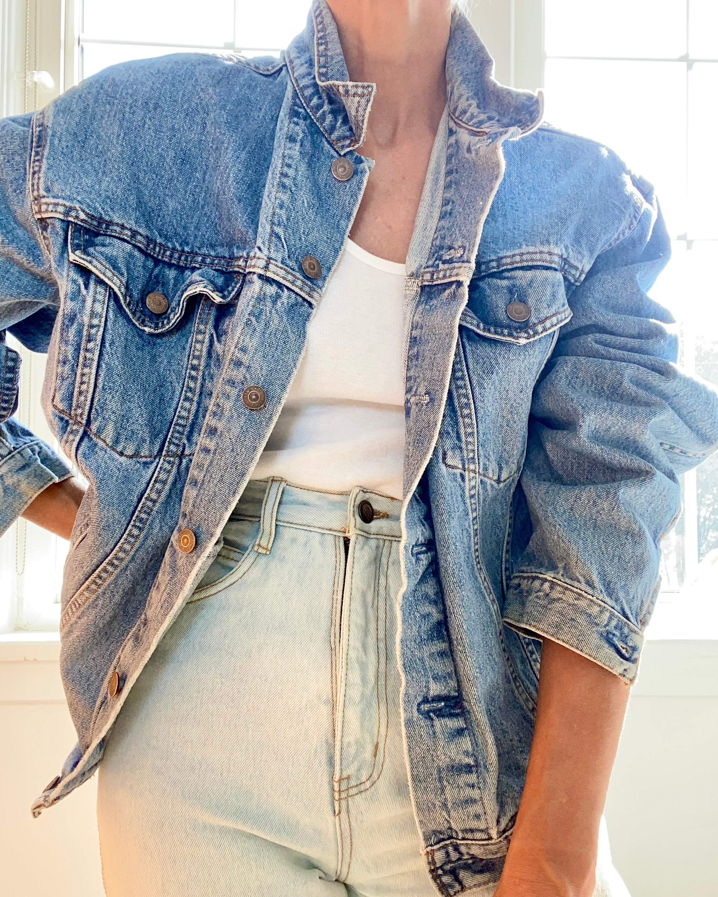 Vintage 1980s Levis Jean Jacket light wash