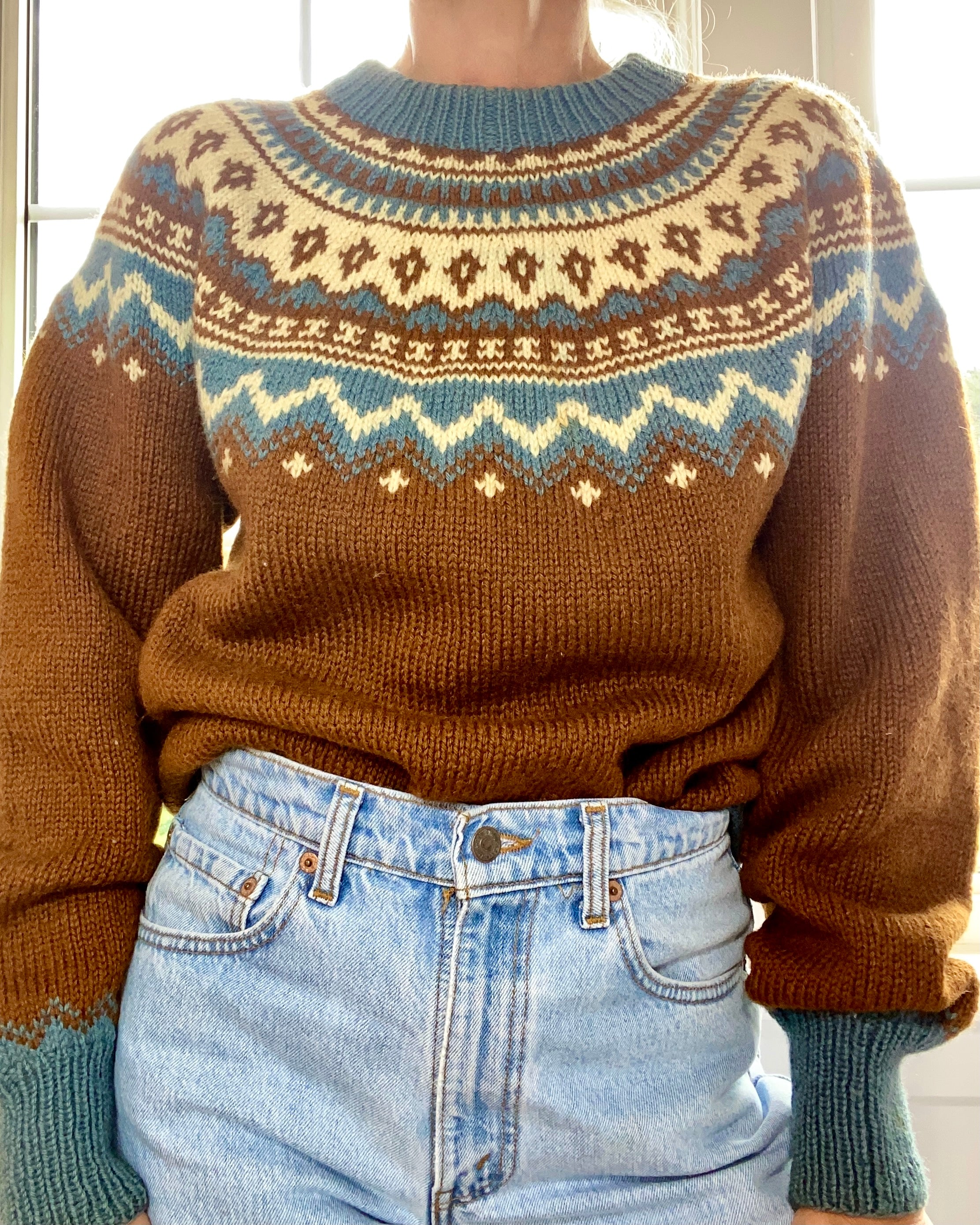 VINTAGE NORSE KNIT Fair Isle Handknit Sweater